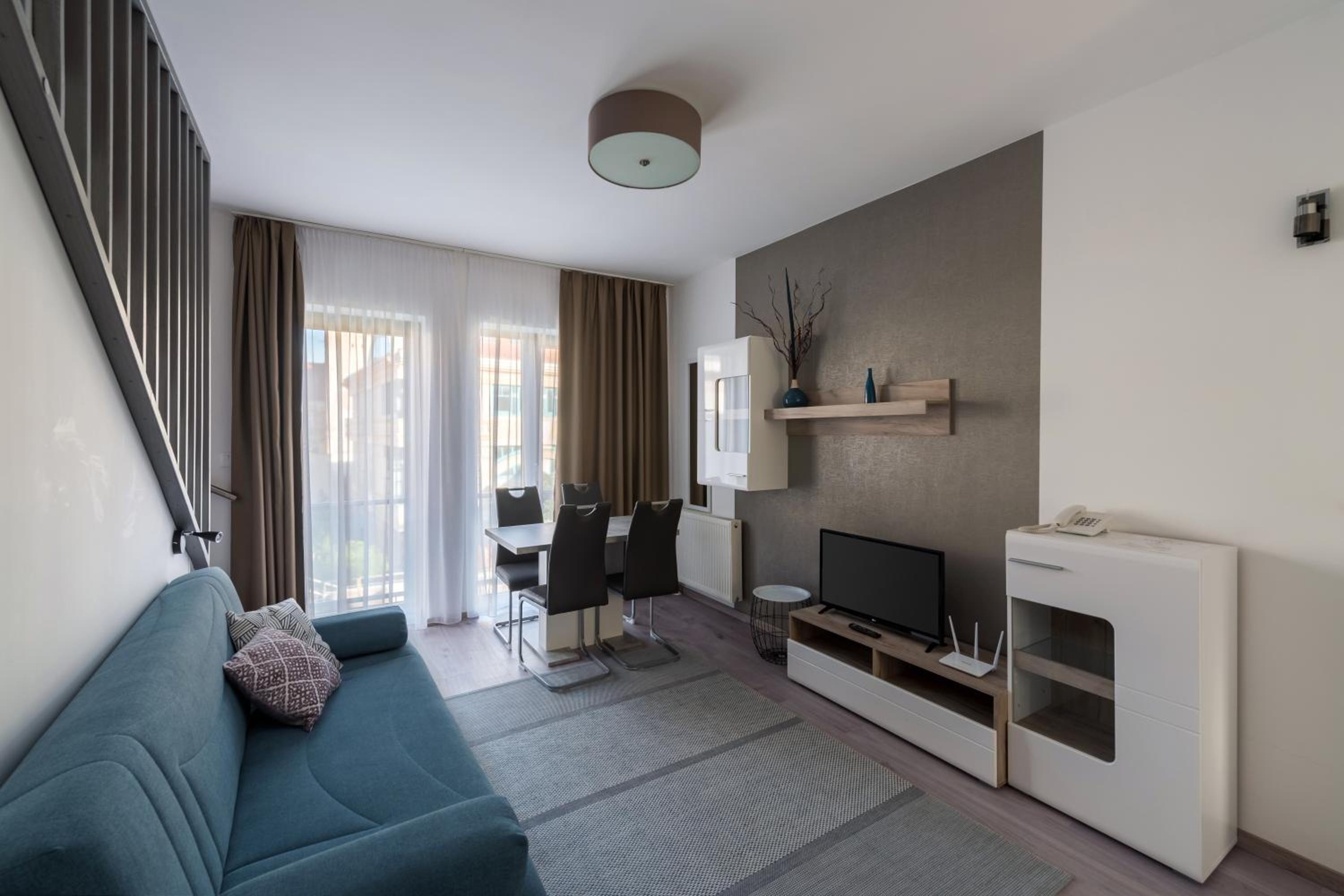 Two-Bedroom Apartment - Photo 2