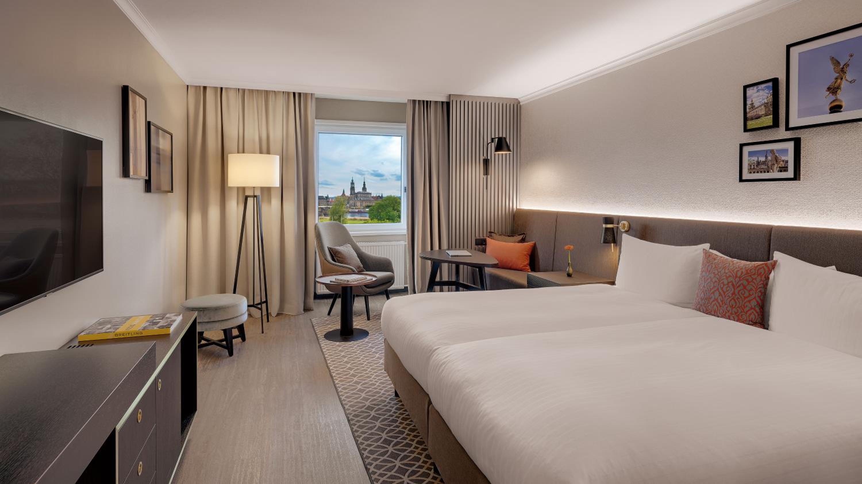 Bellevue Room - Photo 5