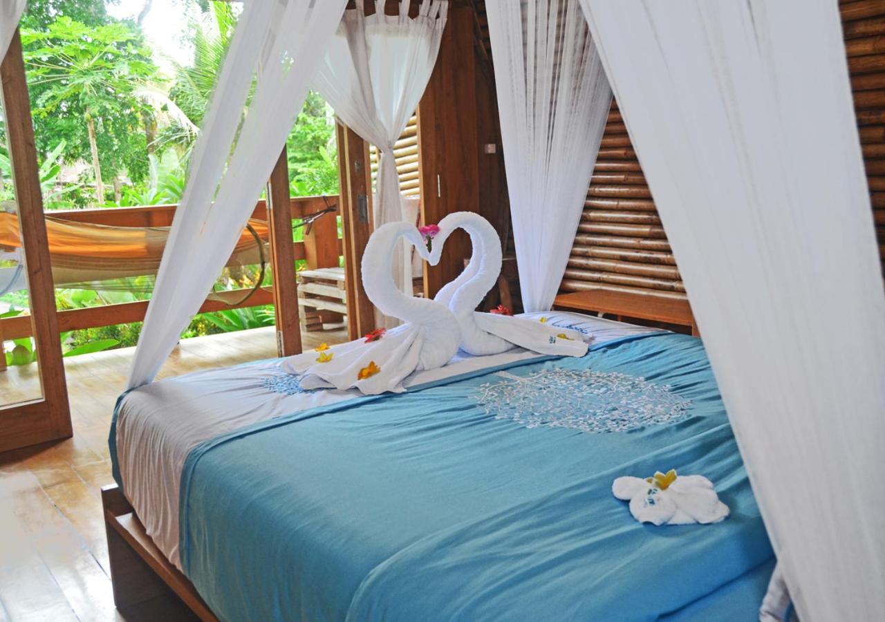 Deluxe Bungalow with Garden View
