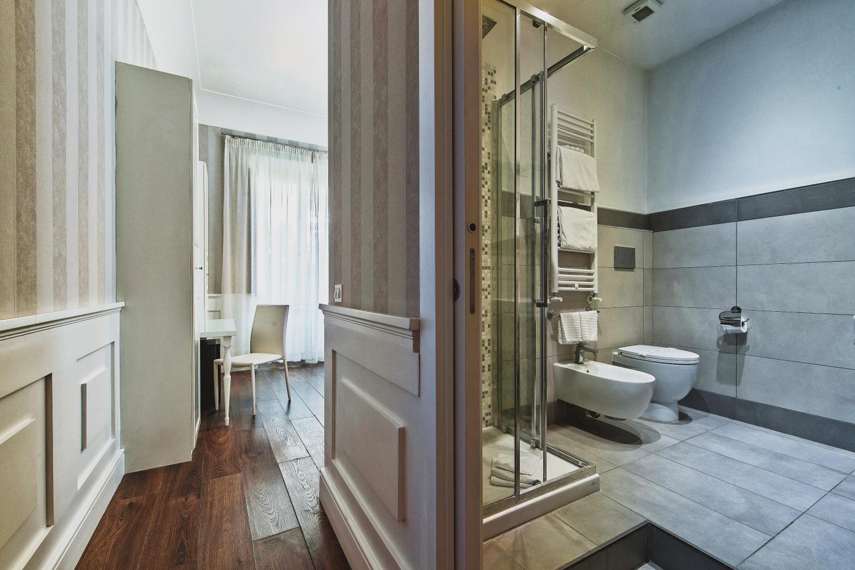 Double or Twin Room photo 3