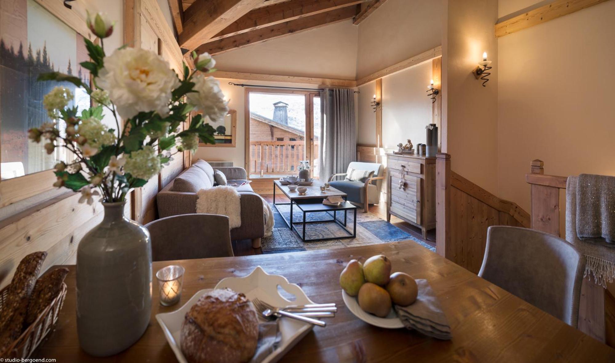 3 Rooms 4 people