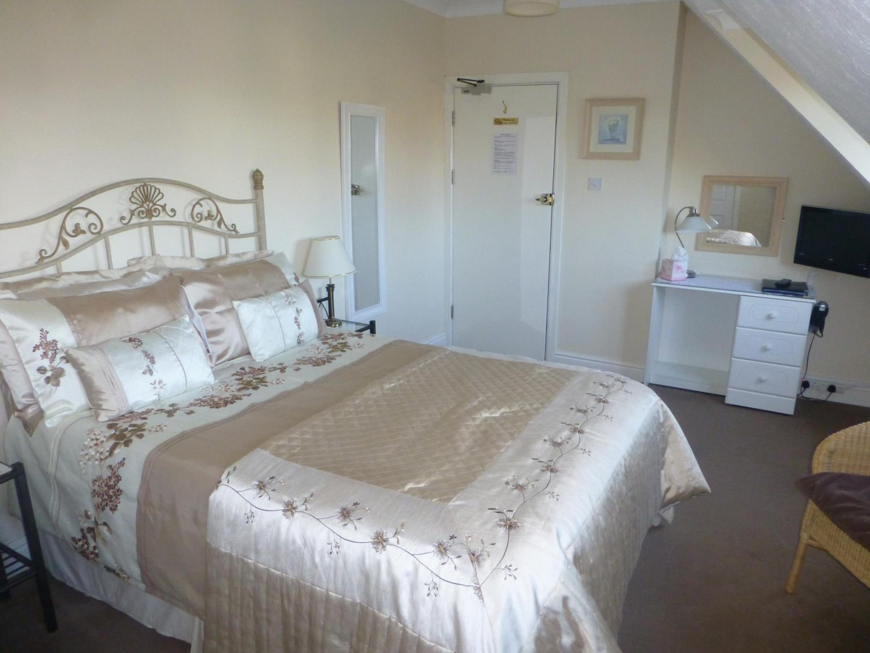 Double or Twin Room photo 1