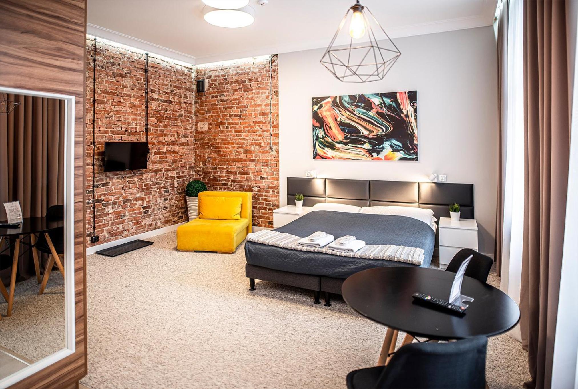 Deluxe Apartment - Photo 2