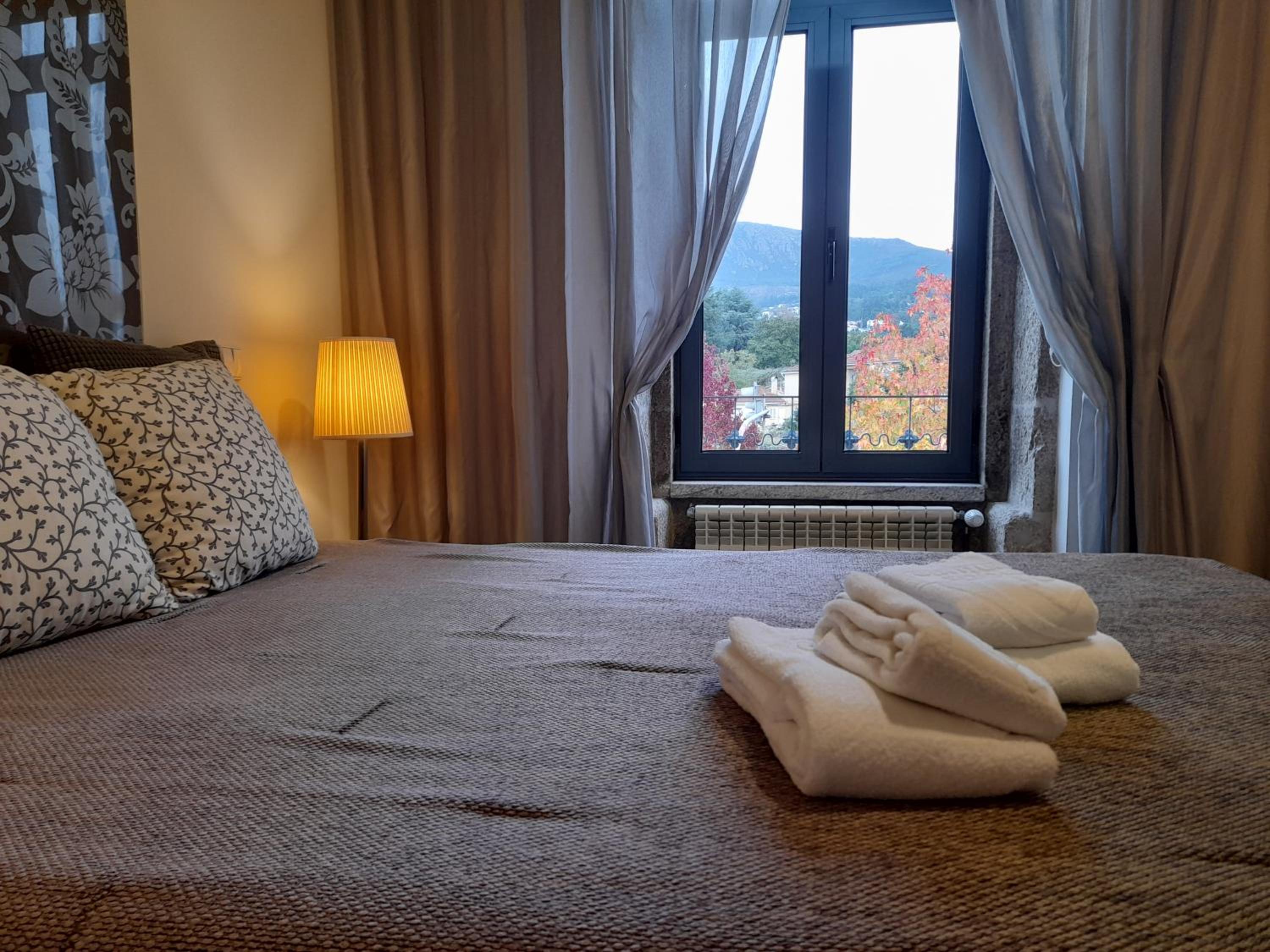 Double Room with Private Bathroom - Photo 6