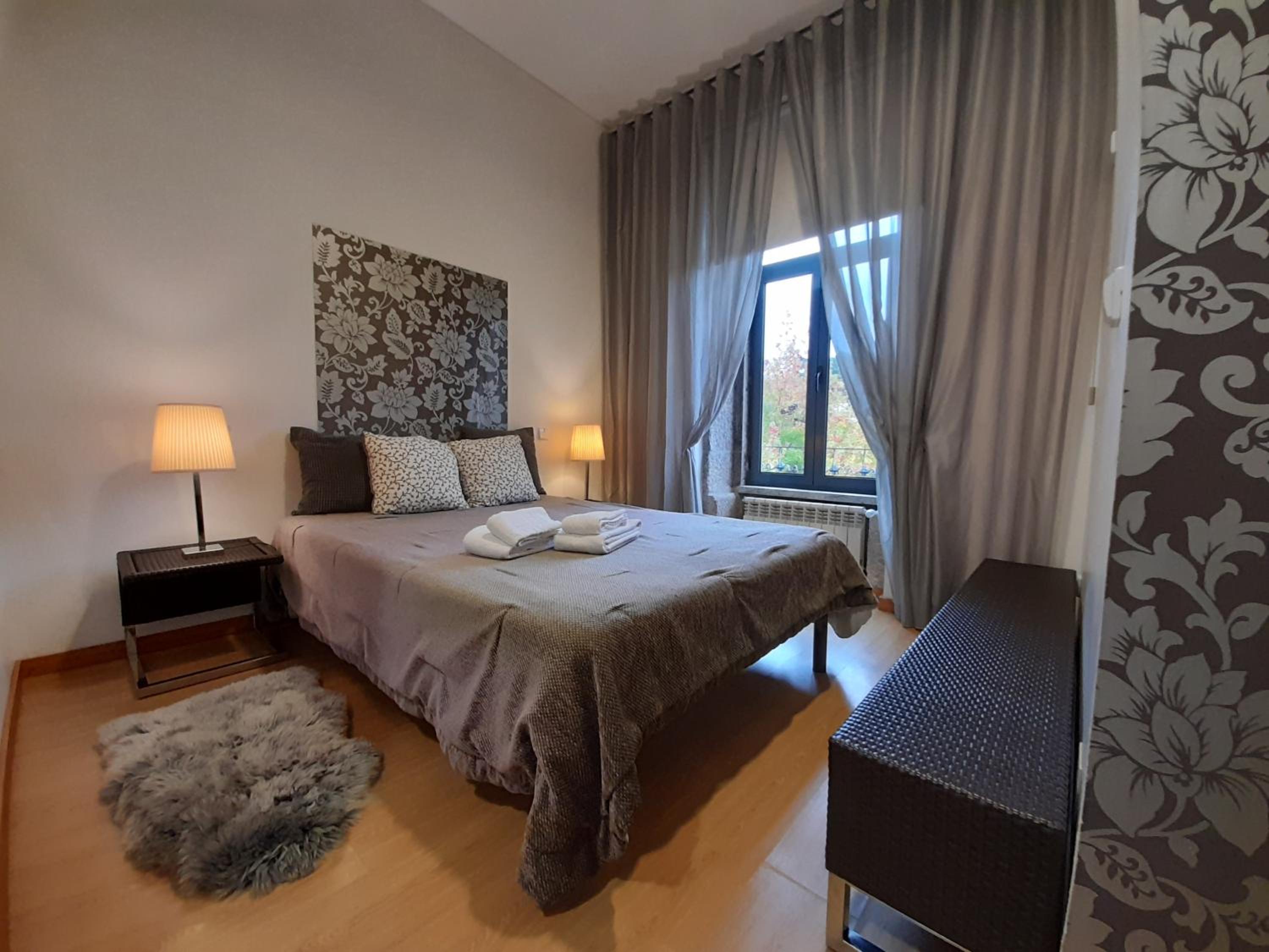 Double Room with Private Bathroom - Photo 4