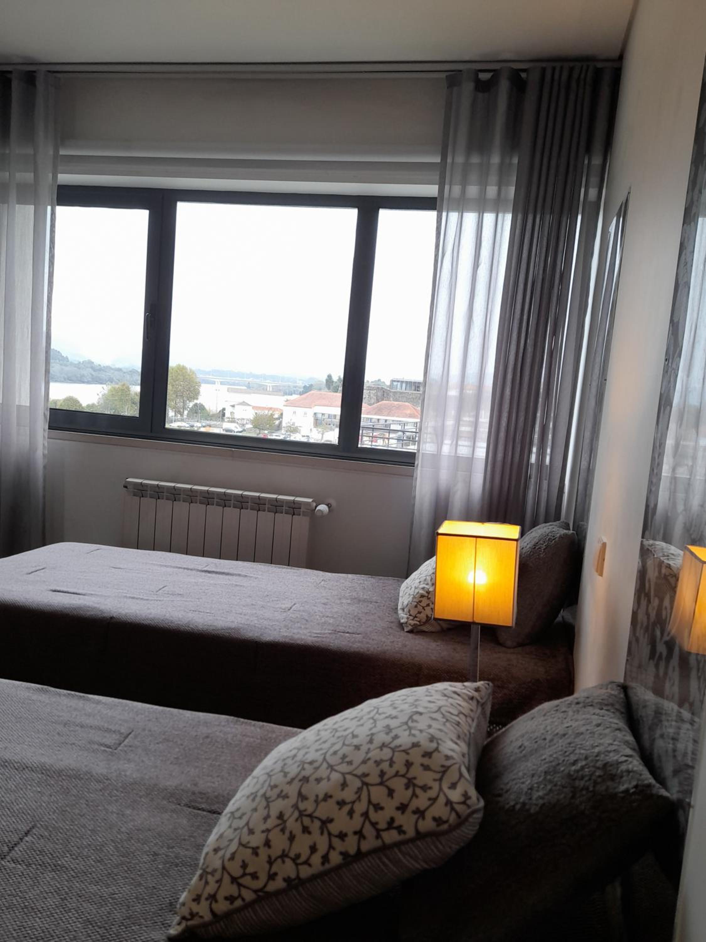 Double or Twin Room with View - Photo 4