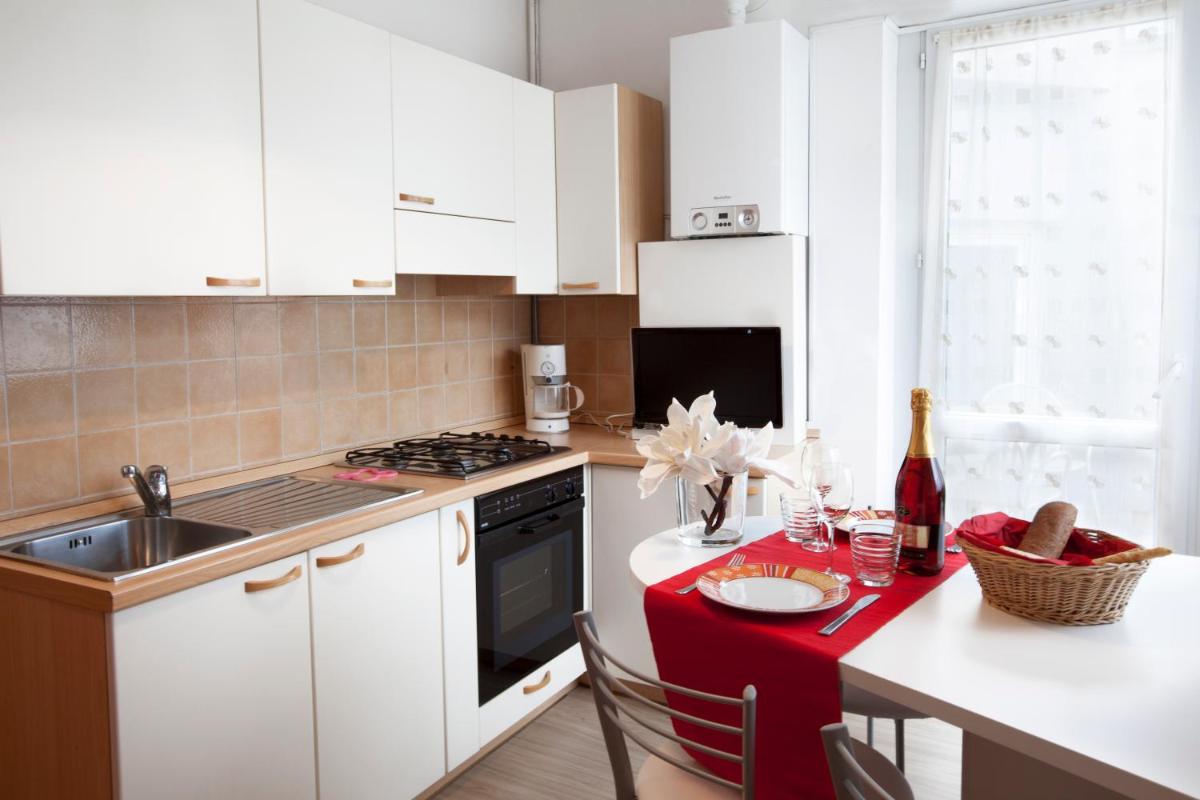 One-Bedroom Apartment (3 Adults) photo 2
