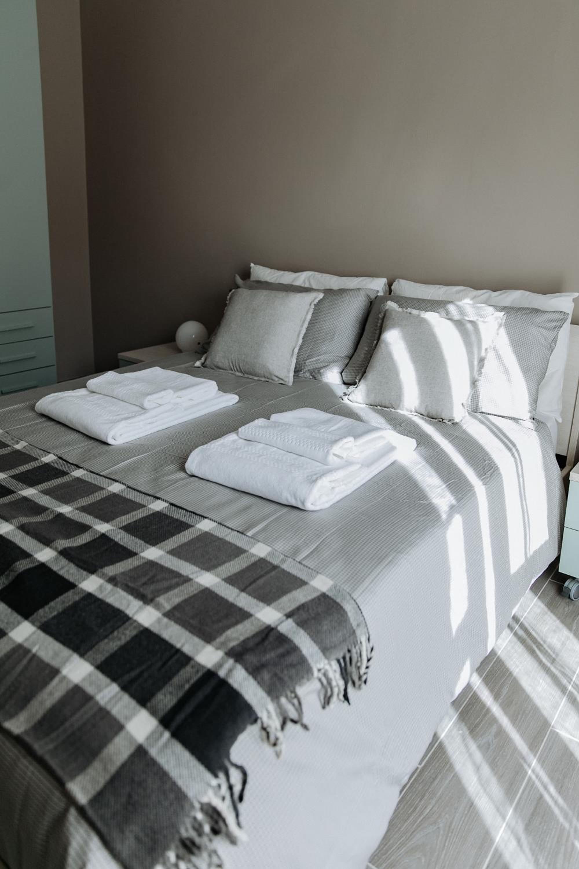 Double Room with Private Bathroom photo 2