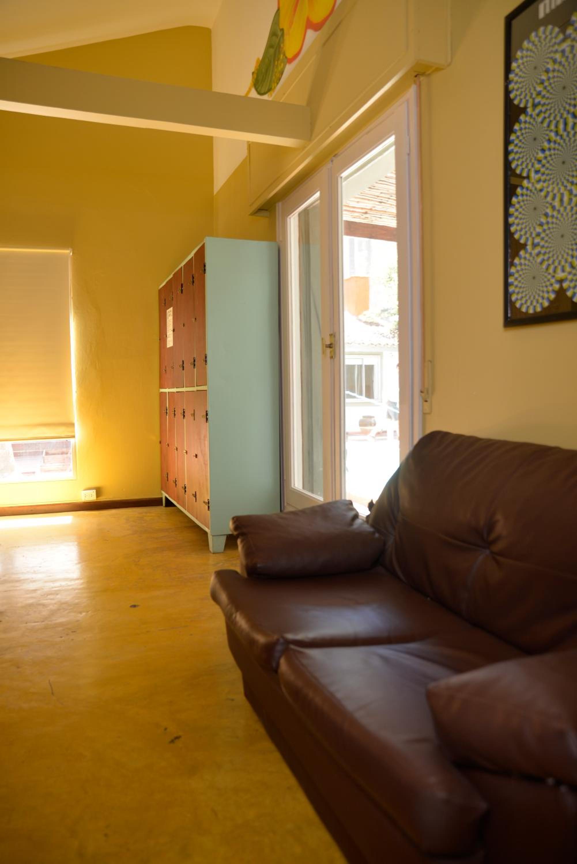Bed in 8-Bed Female Dormitory Room photo 2