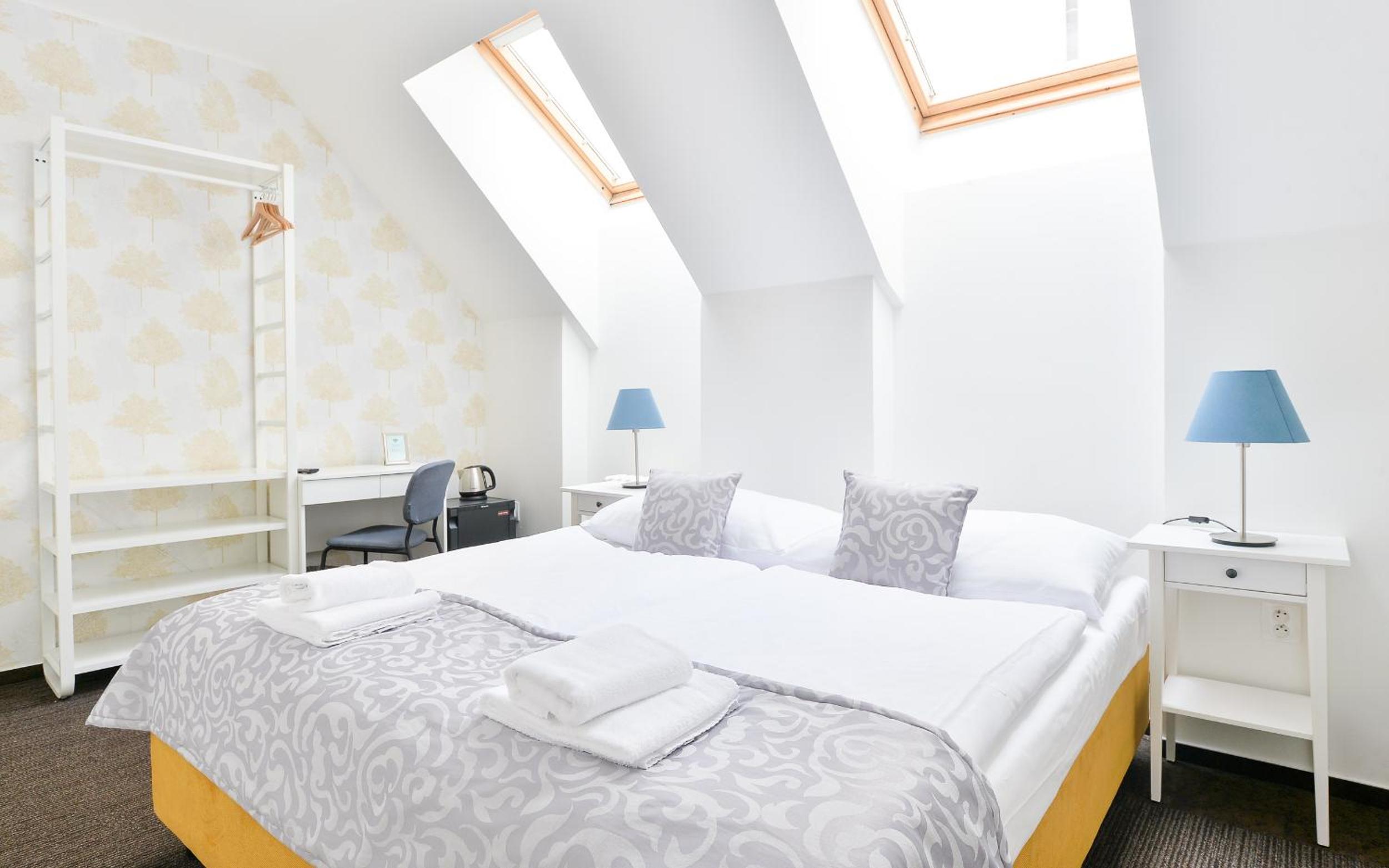 Double Room - Photo 3