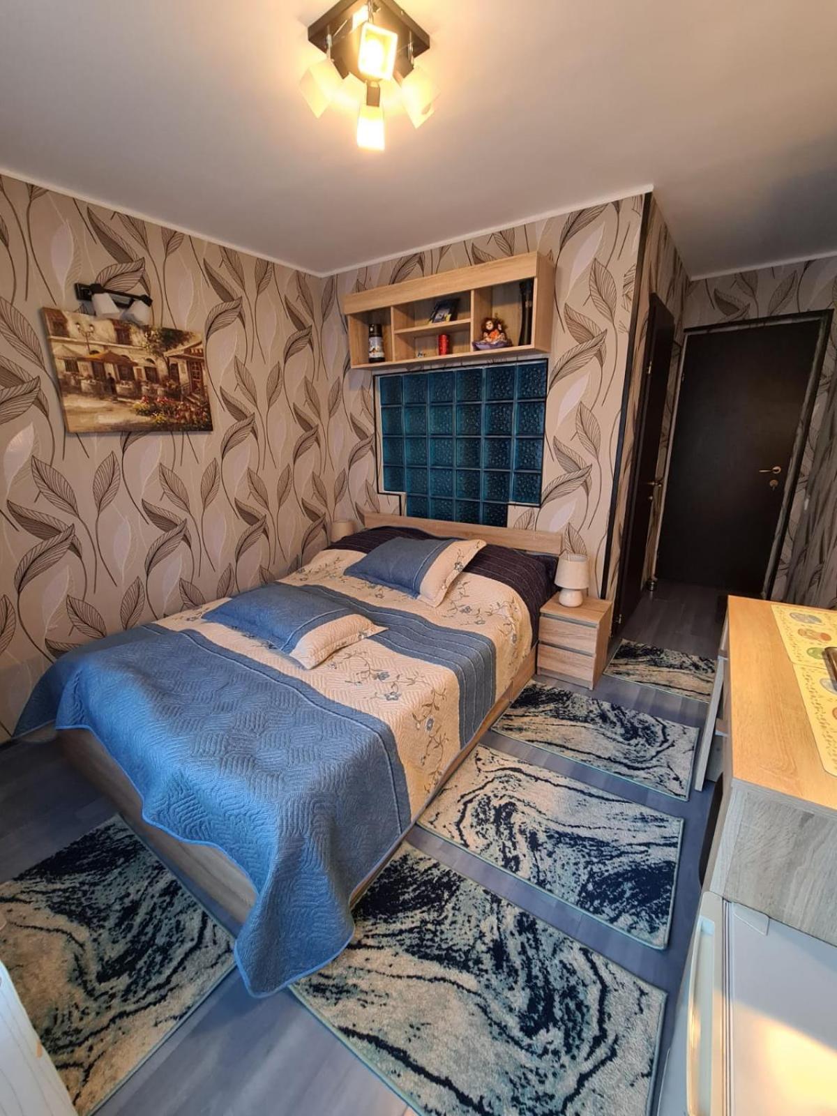 Double Room with Balcony - Photo 4