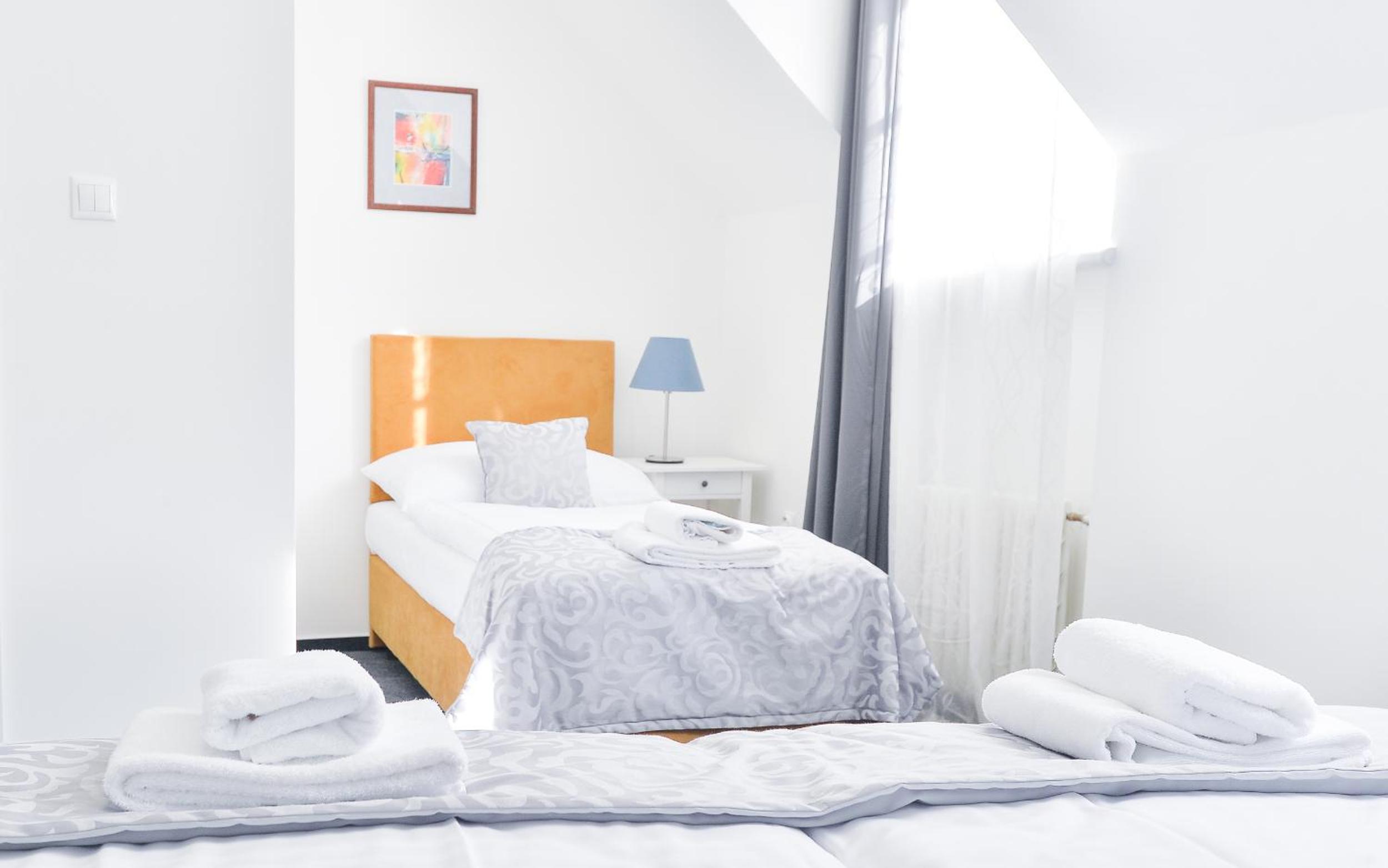 Triple Room - Photo 6