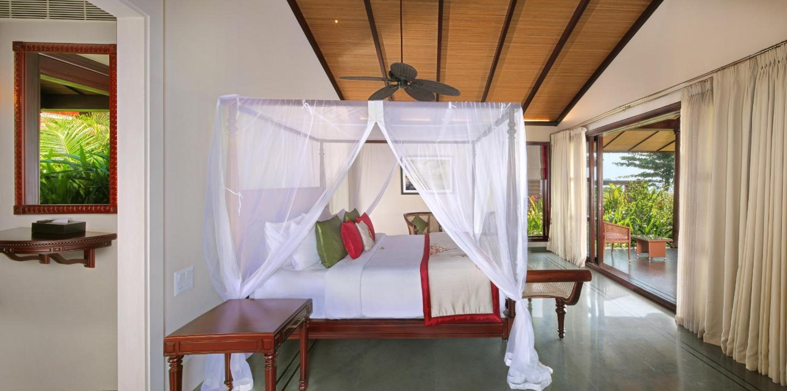 Premium Villa with Lake View