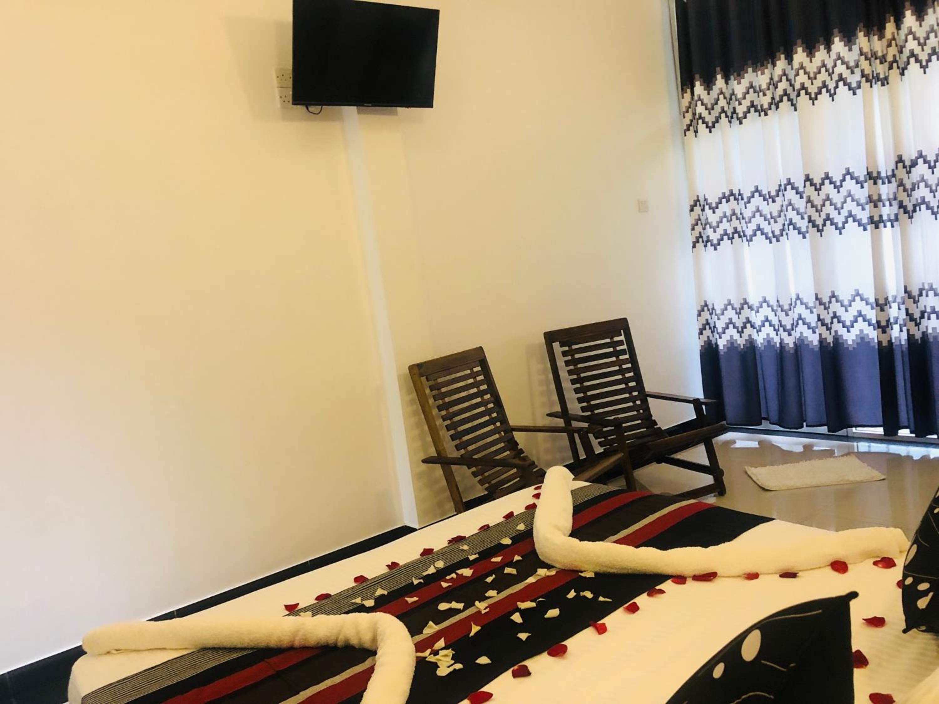 Double Room with Balcony photo 3