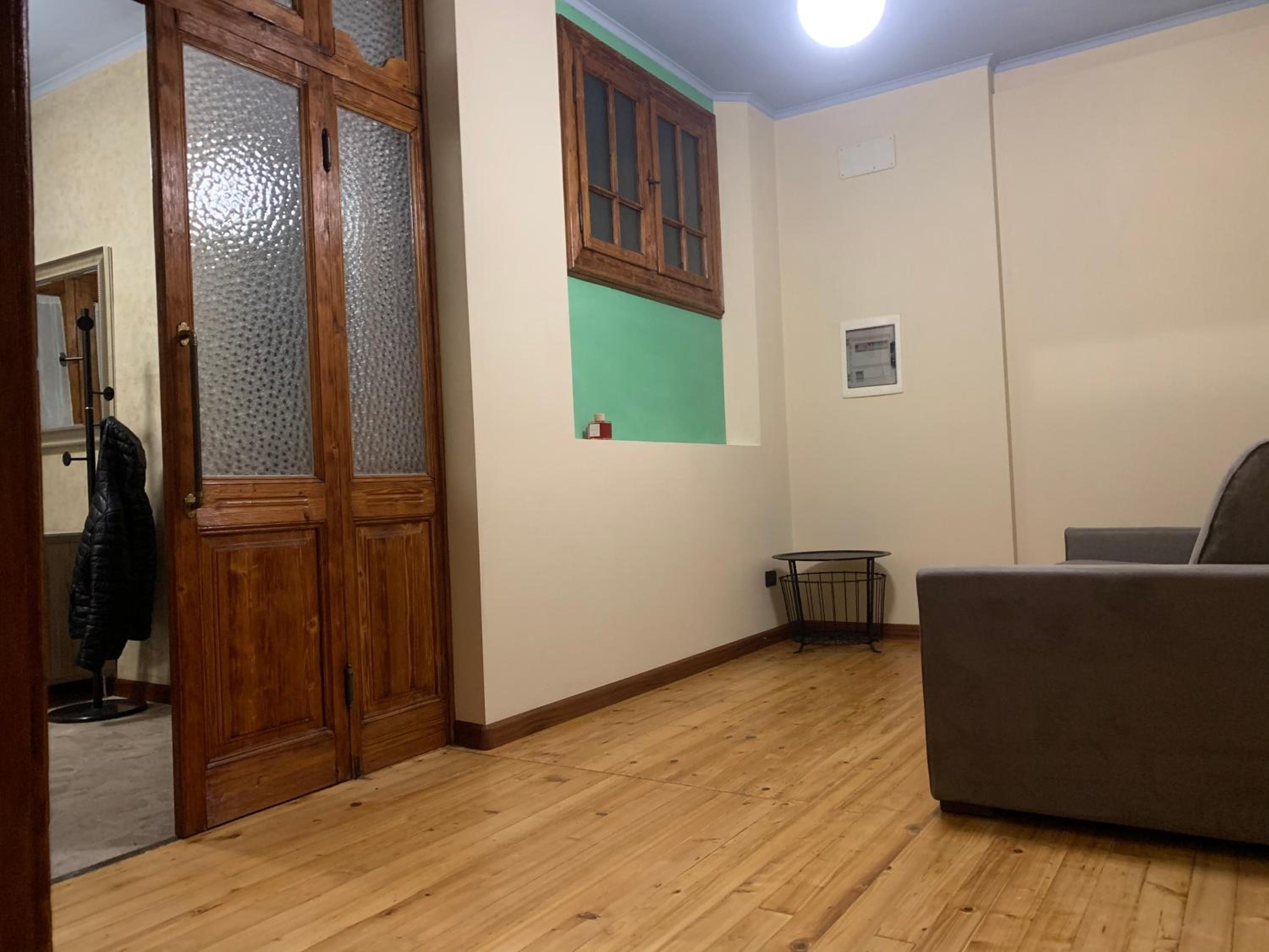 Two-Bedroom Apartment with Terrace - Photo 11