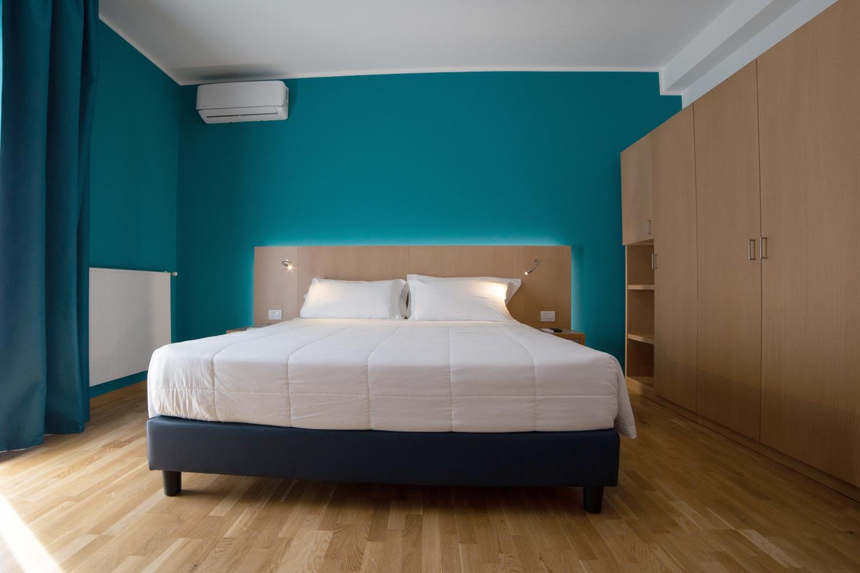 Standard Double Room - Photo 1