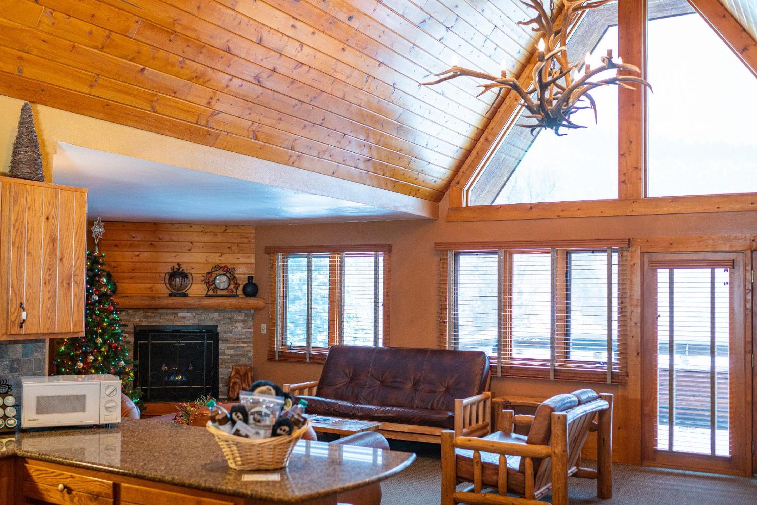 Bridal Veil Falls Suite