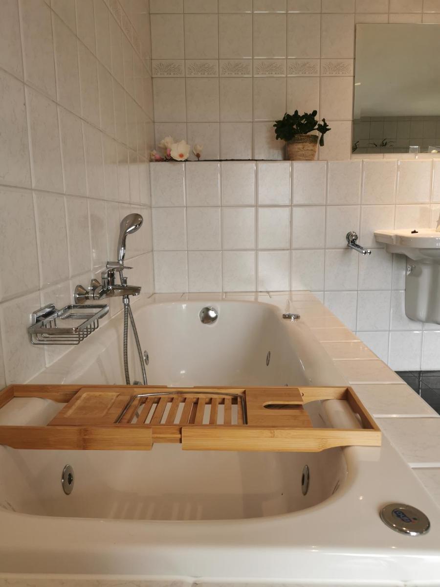 Deluxe Double Room with Bath photo 1
