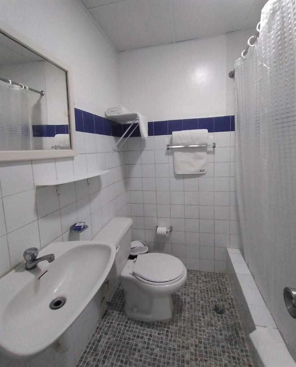 Double or Twin Room photo 2