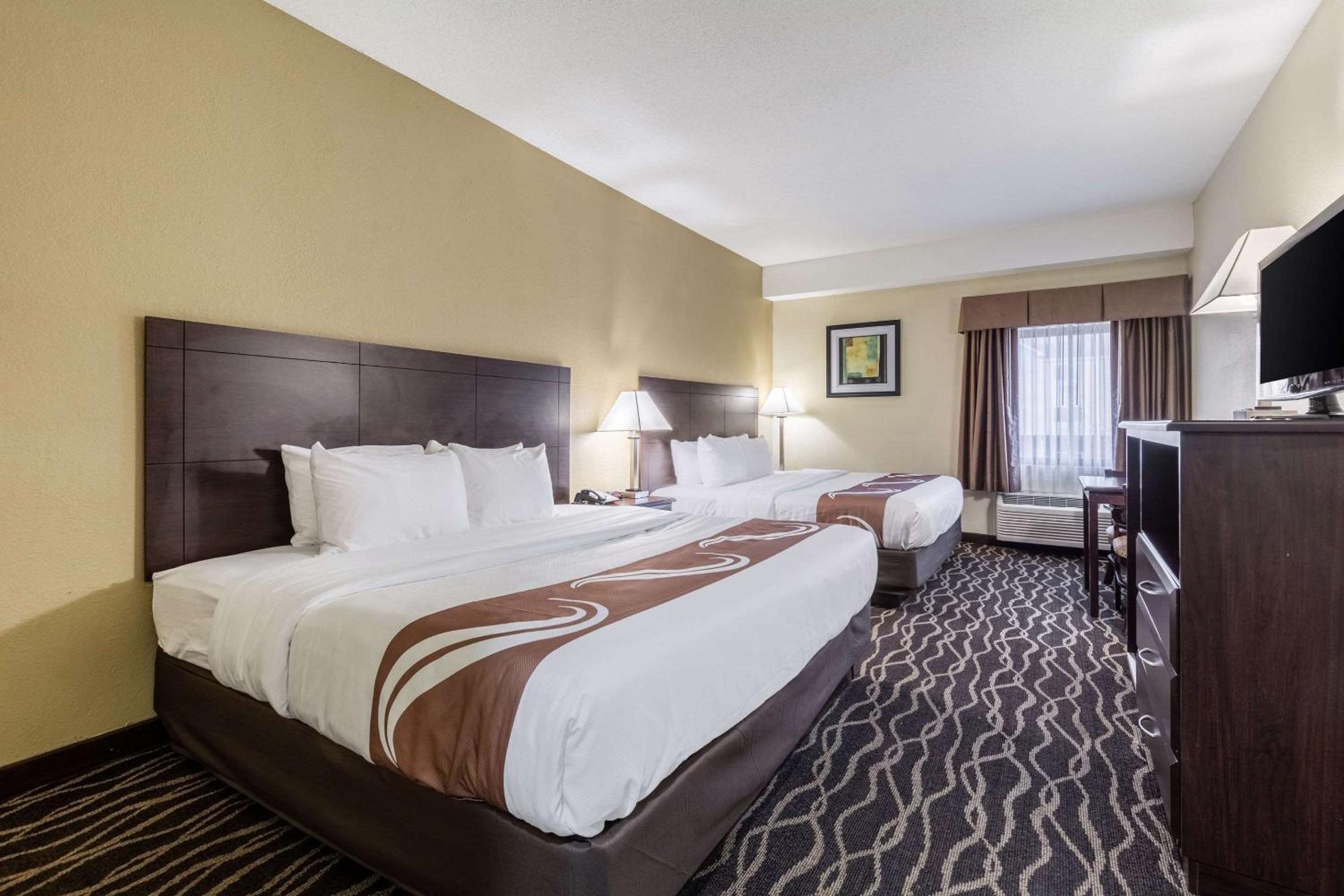 King Room with Two King Beds - Non-Smoking - Photo 1