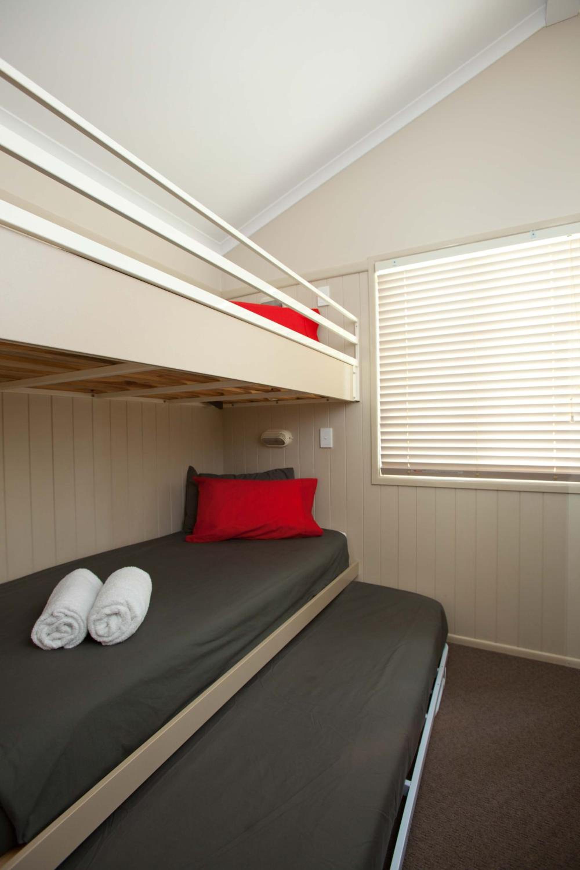 Standard 1 Bedroom Cabin photo 3