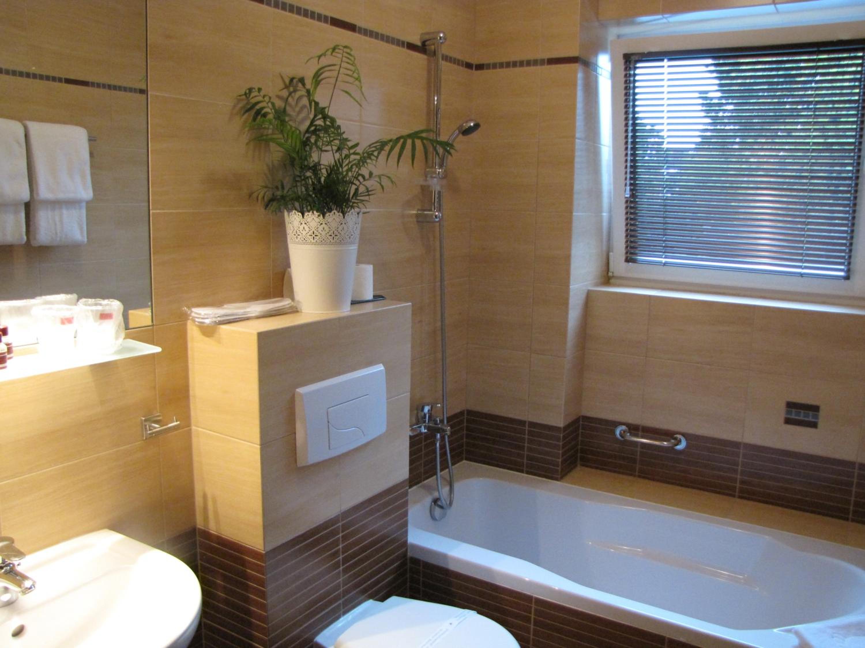 Double Room - Photo 3