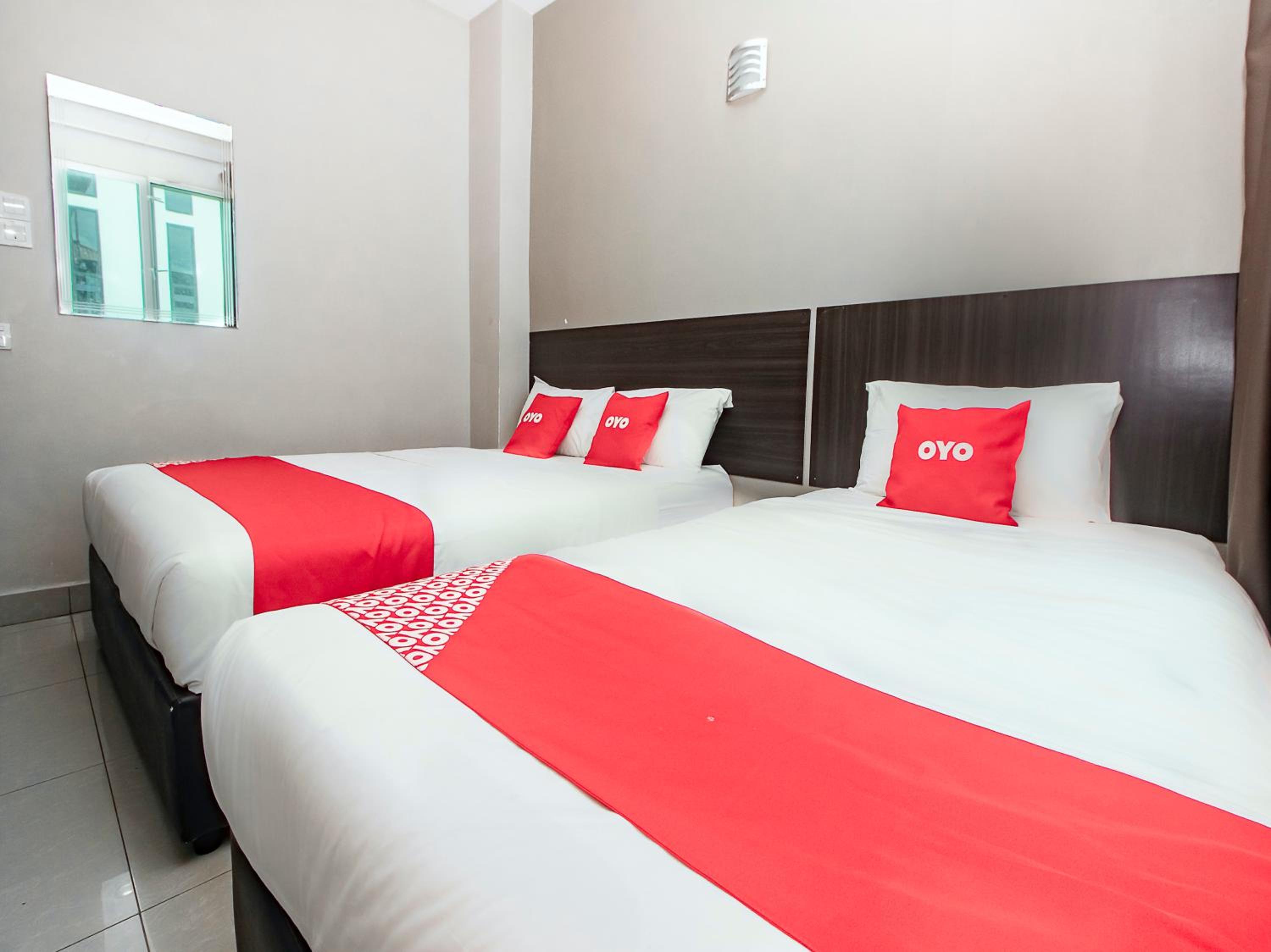 Deluxe Triple Room - Photo 2