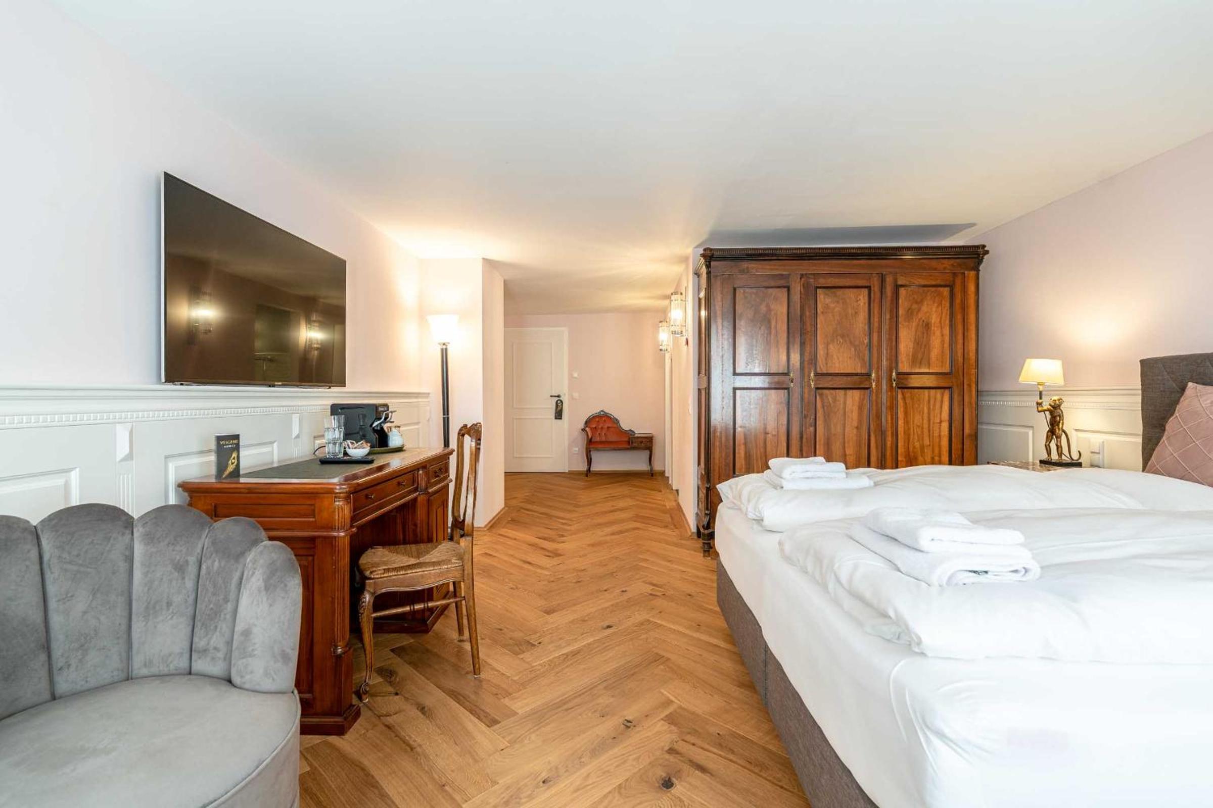 Deluxe Double Room - Photo 3