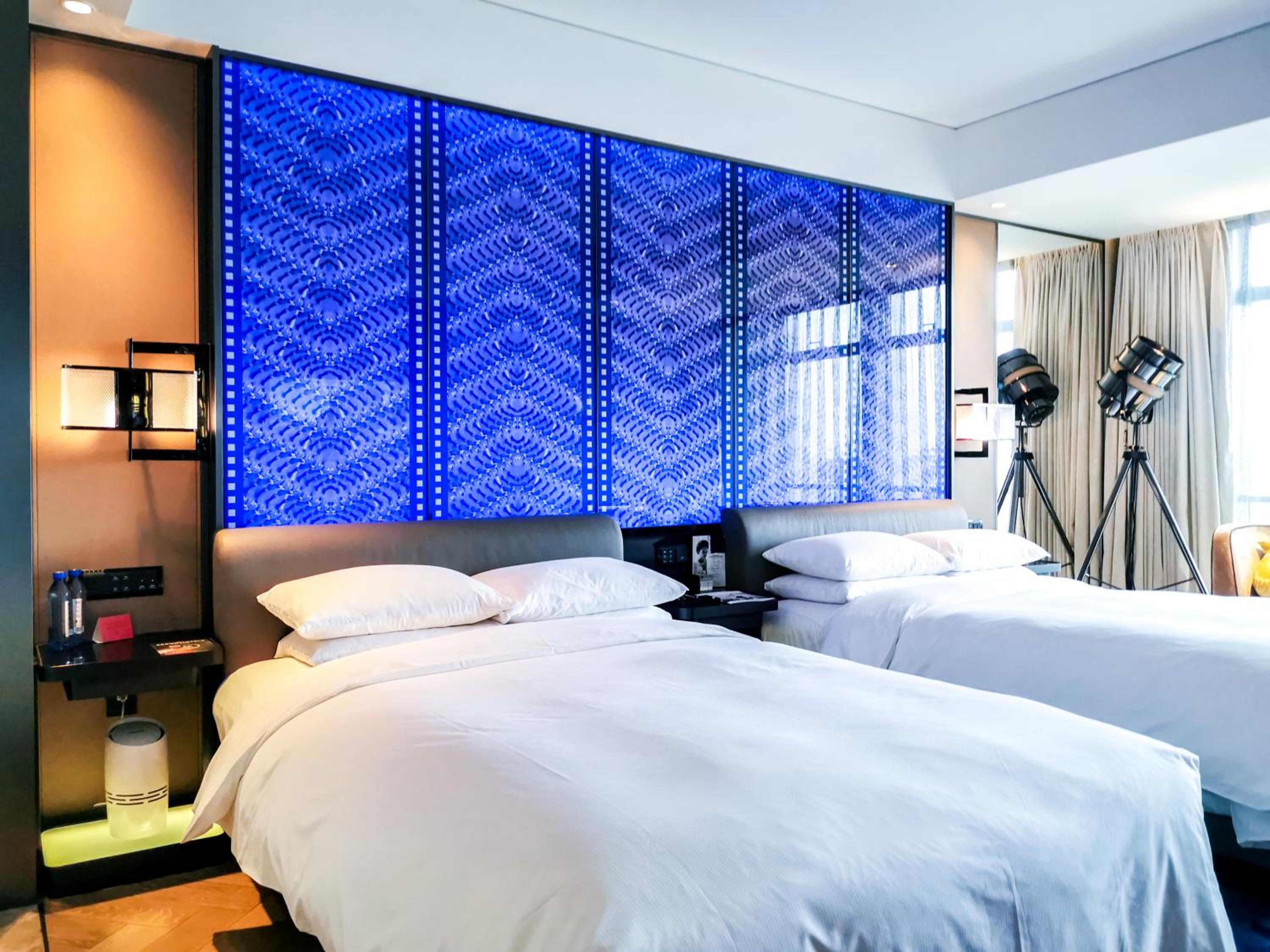 Luxury Twin Room inclusive Mini Bar for the first round and 20% discount in Chinese Restaurant  - Photo 4