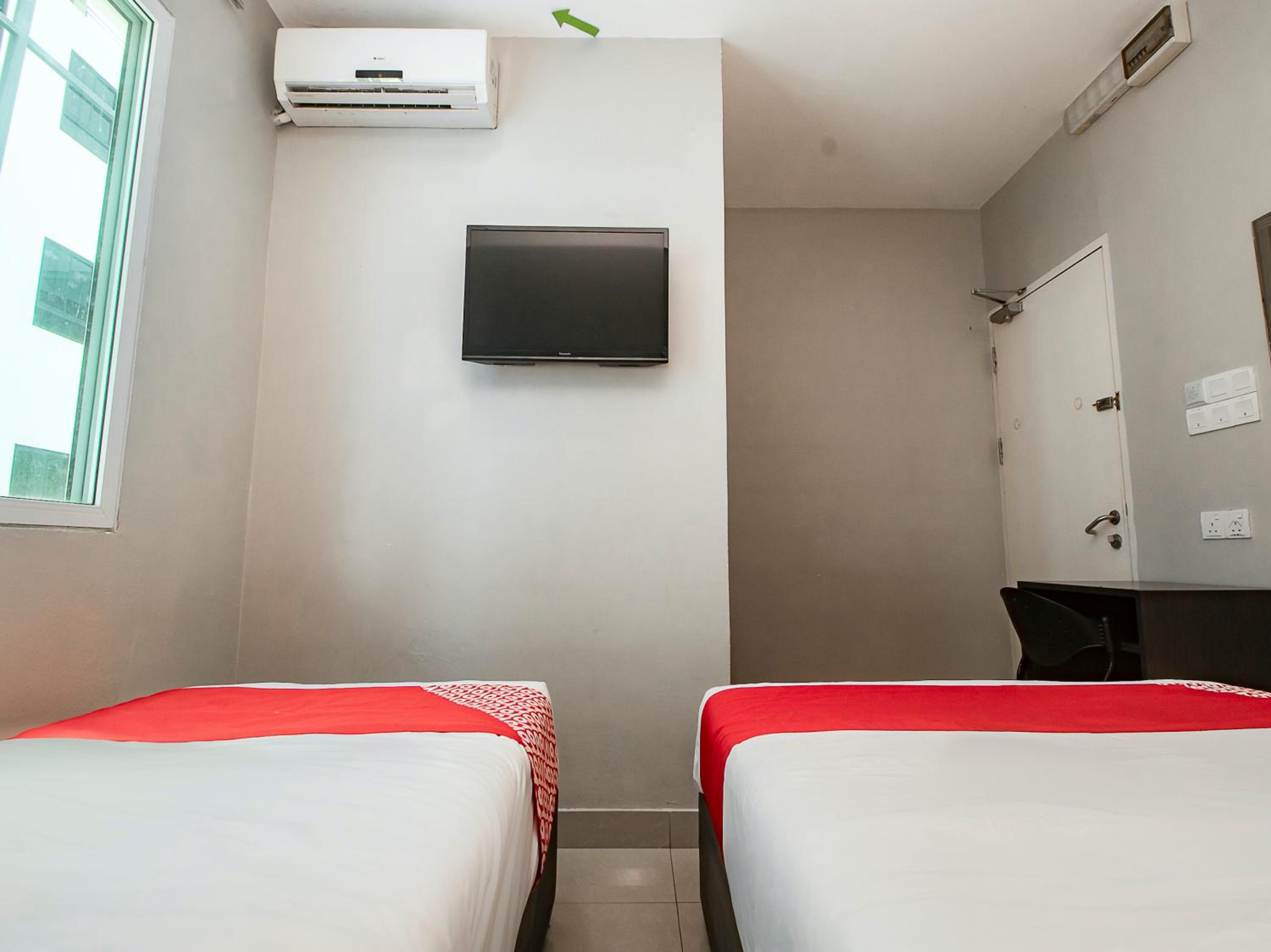 Deluxe Triple Room - Photo 3