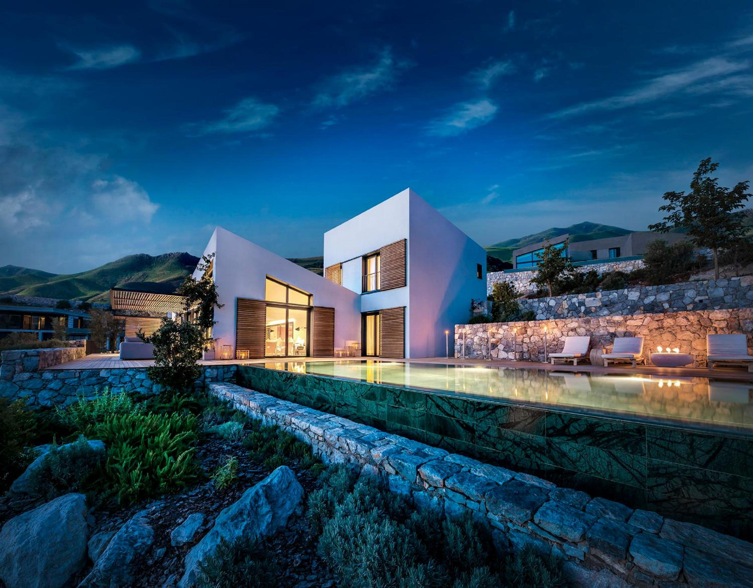Four Bedroom Pool Residence photo 3