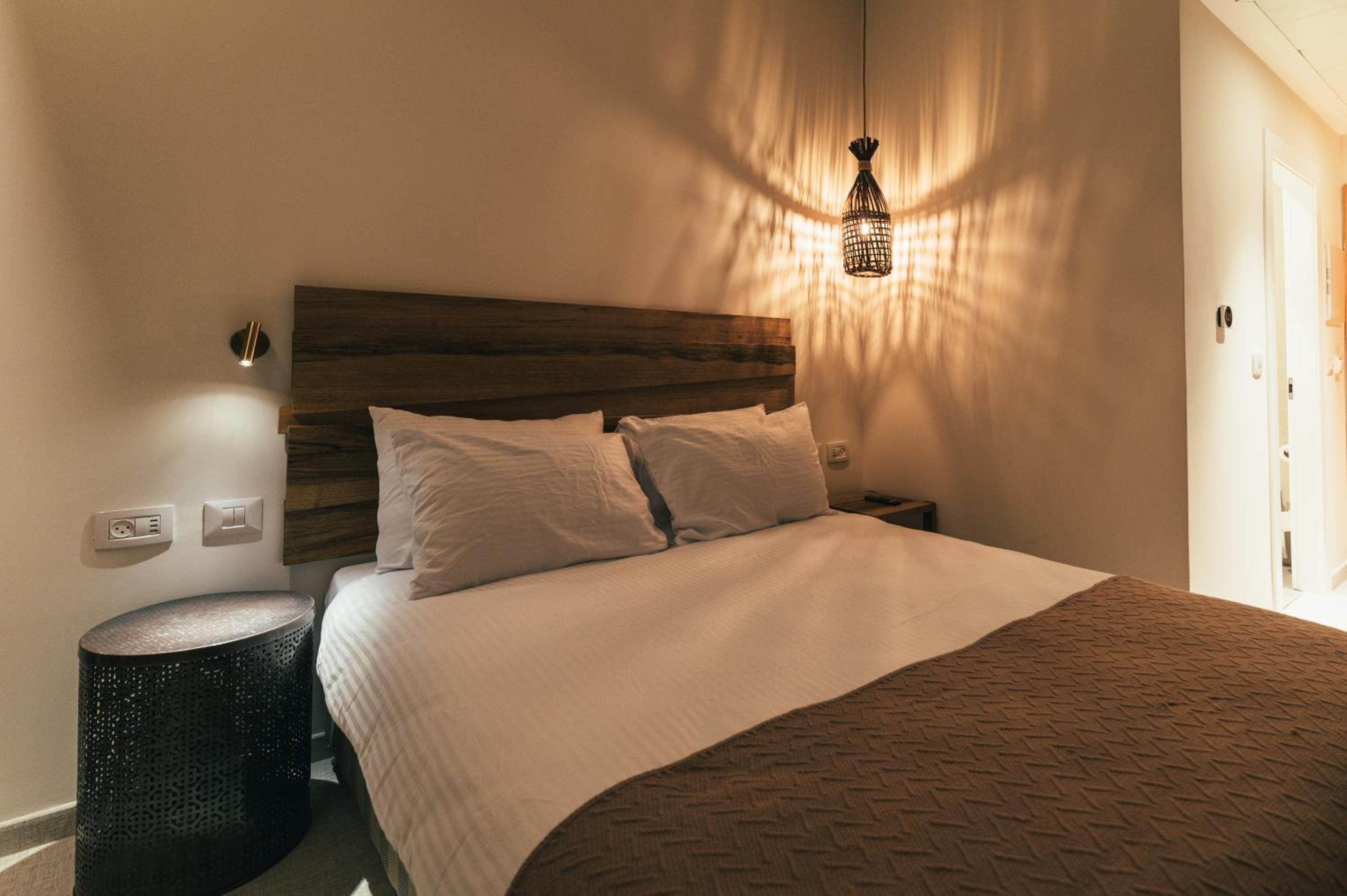 Standard Double or Twin Room - Photo 2