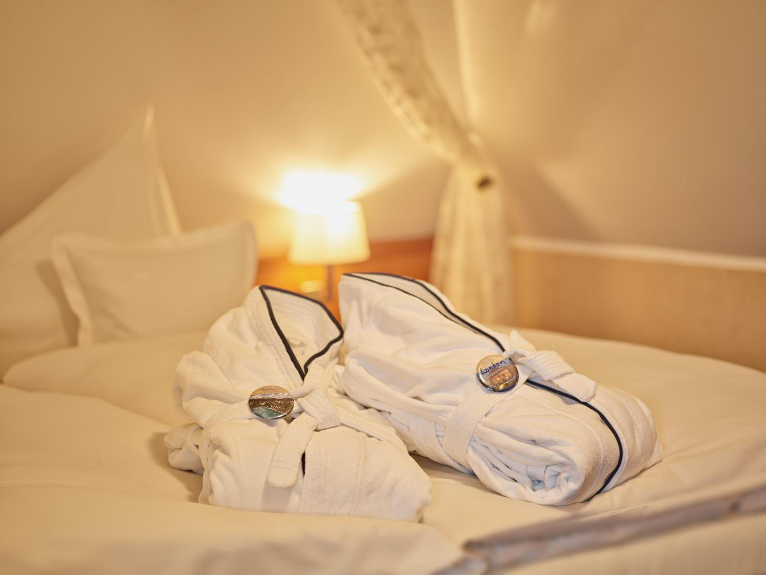 Standard Double Room - Photo 5