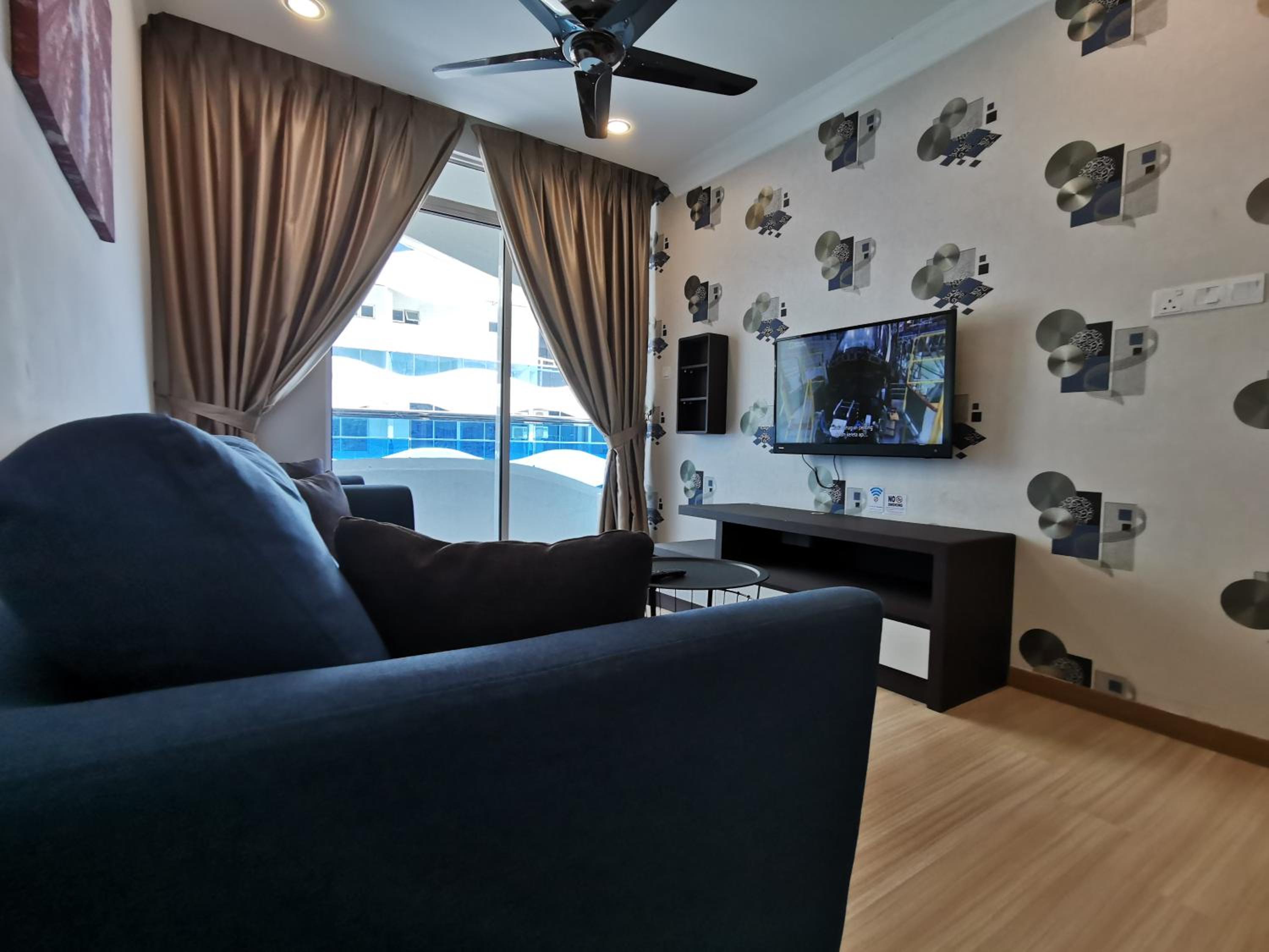 Apartment with Pool View 
