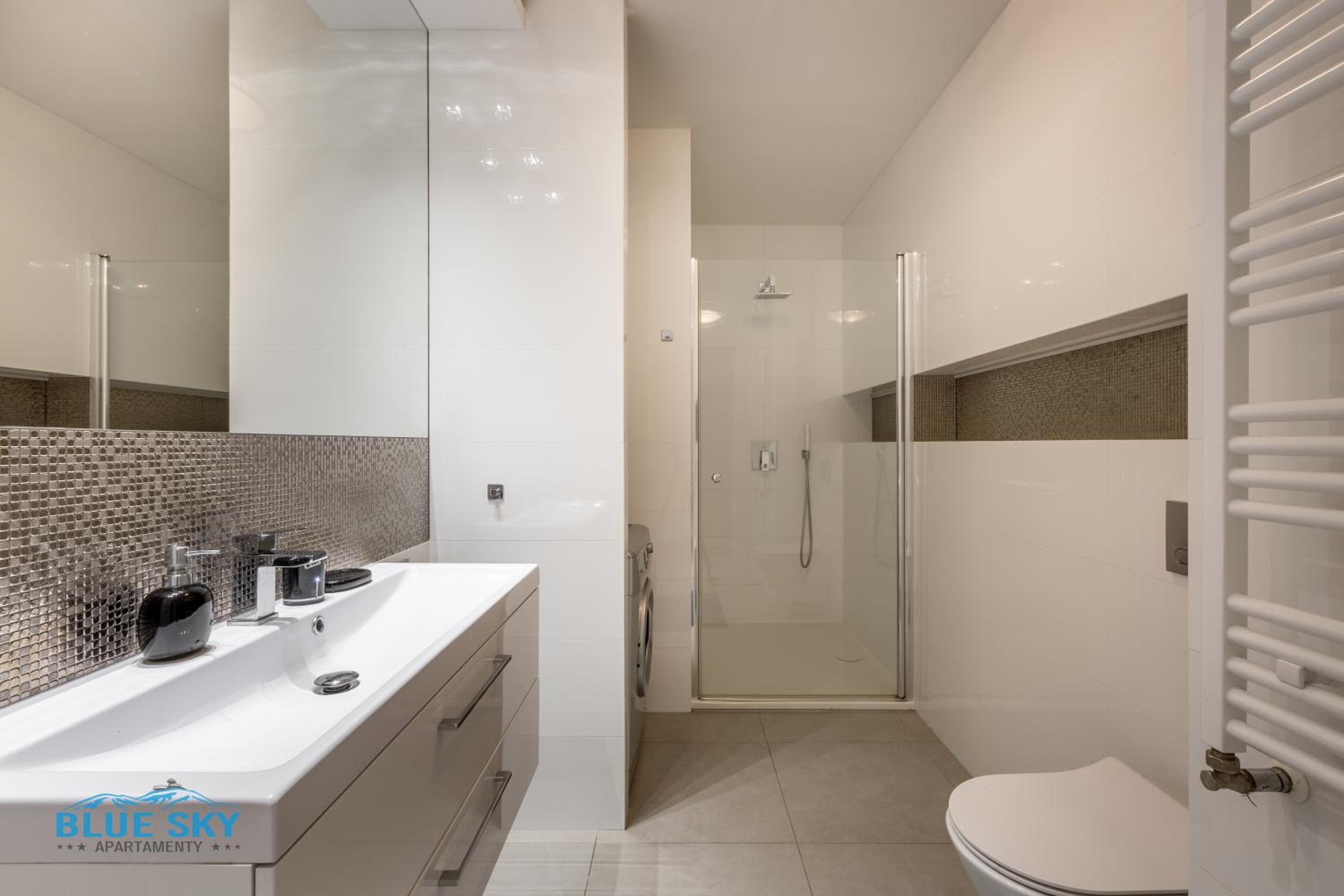 Penthouse Apartment - Photo 3