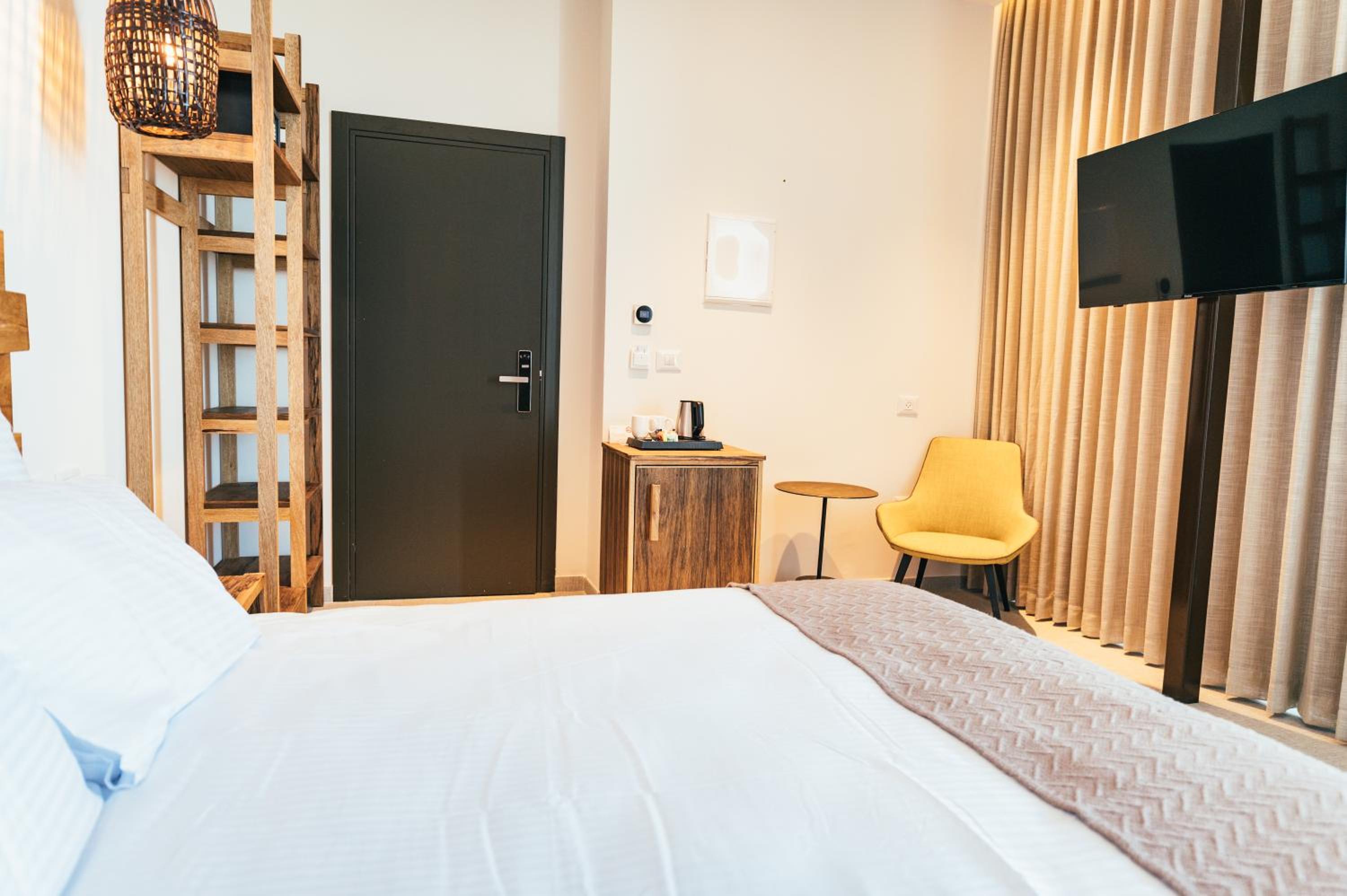 Superior Double or Twin Room with Terrace - Photo 4