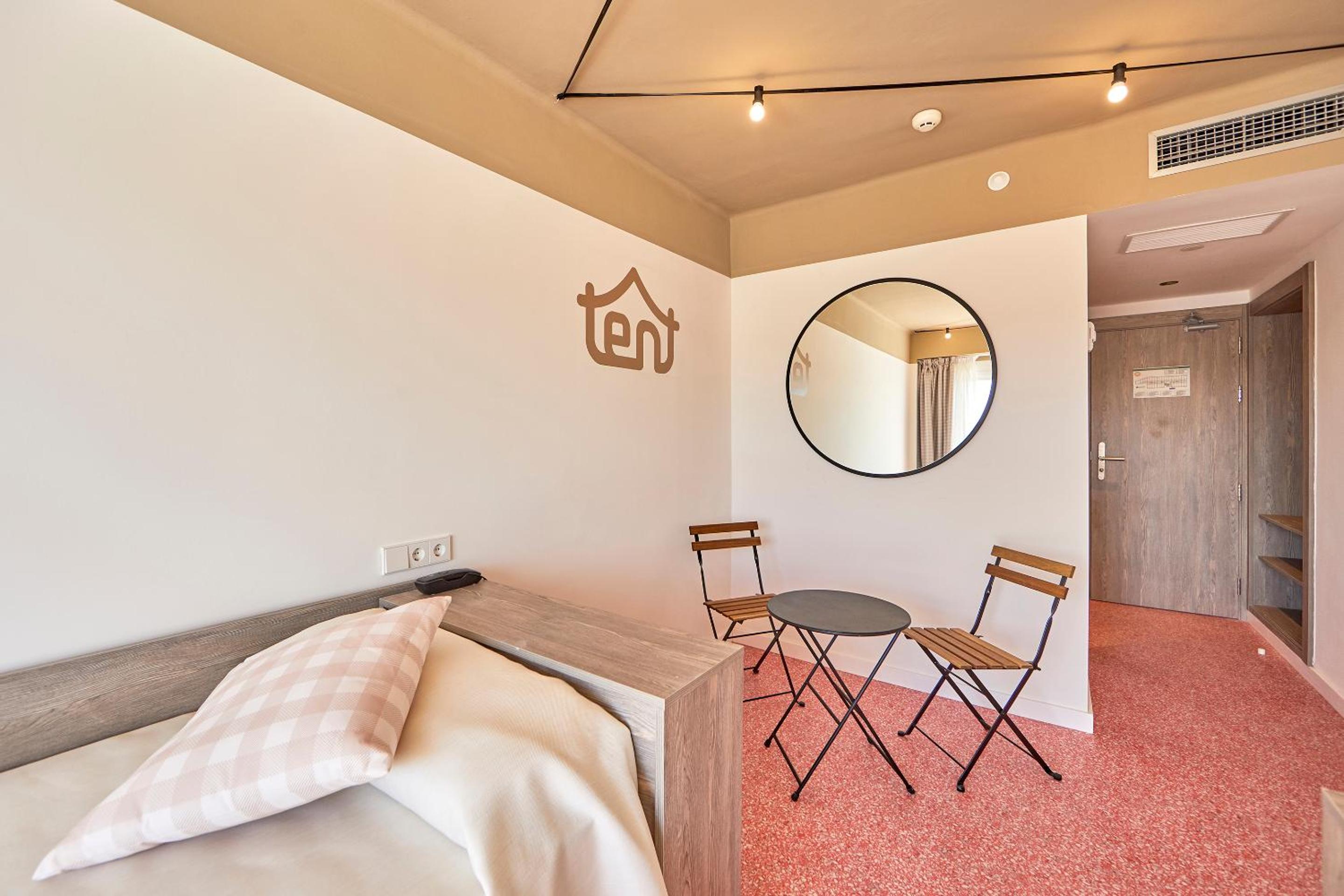 Single Room - Unlimited Brunch