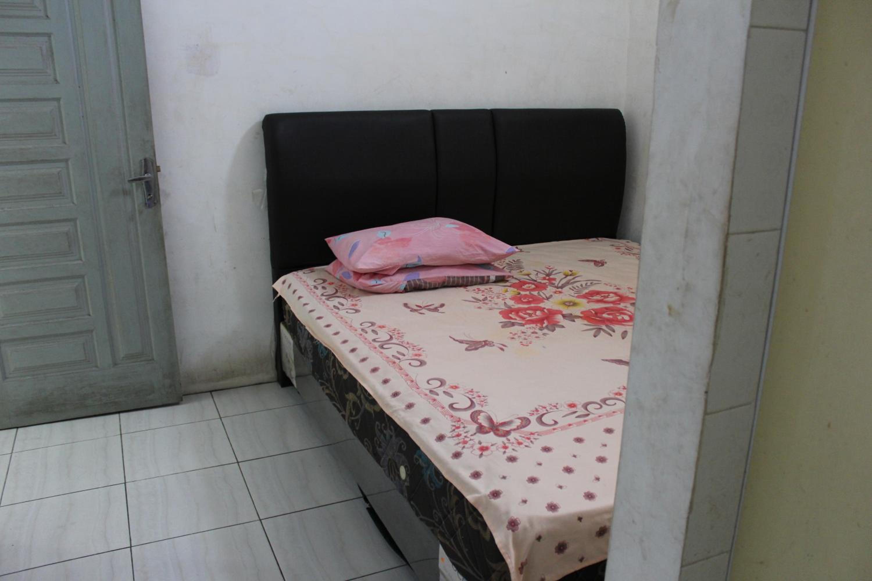 Standard Double Room - Photo 5