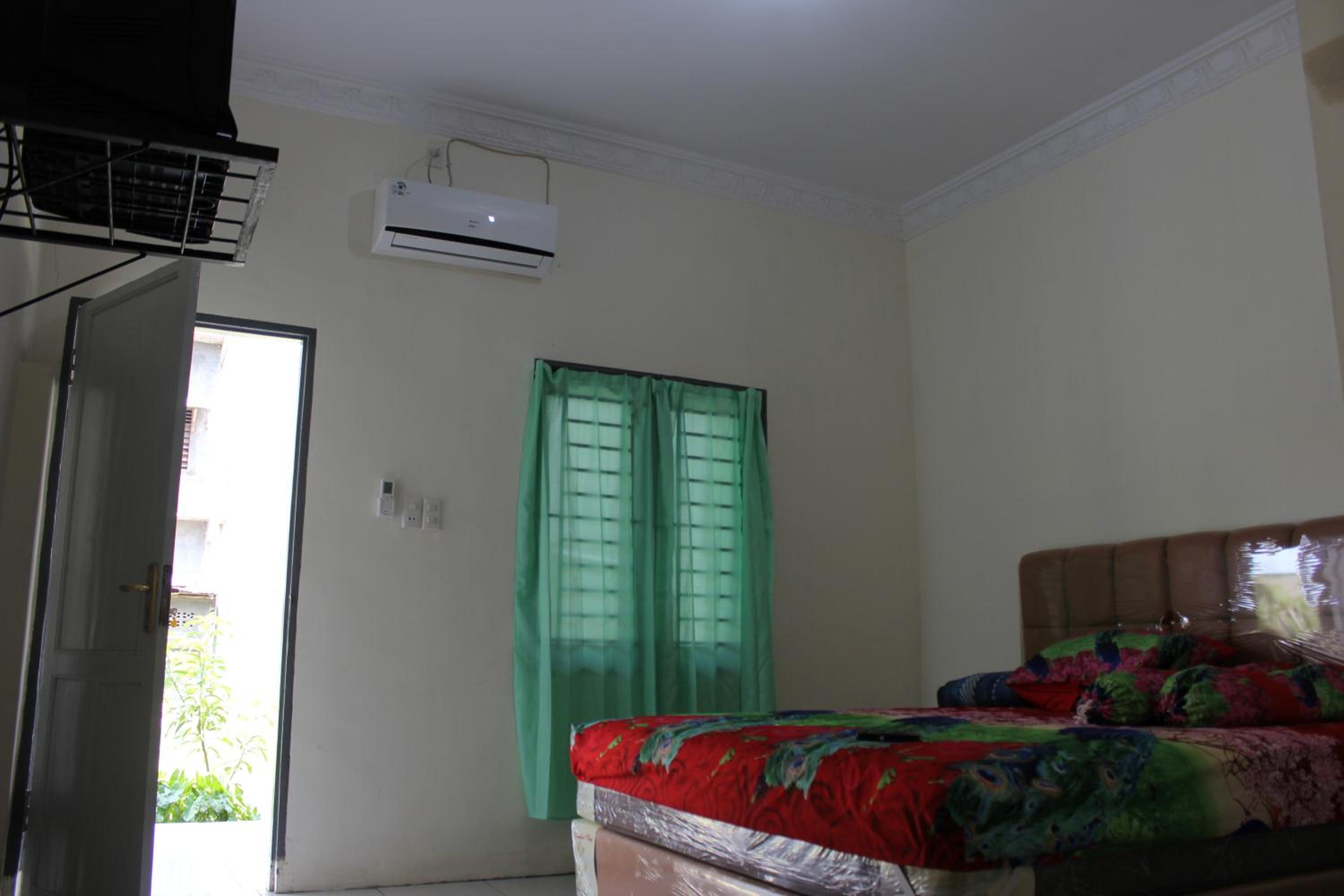 Standard Double Room - Photo 1