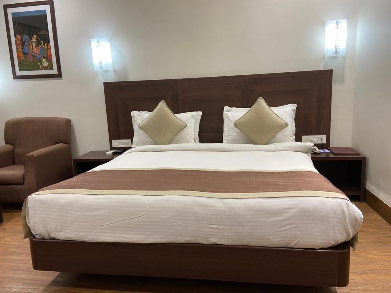 Large Double or Twin Room - Photo 4