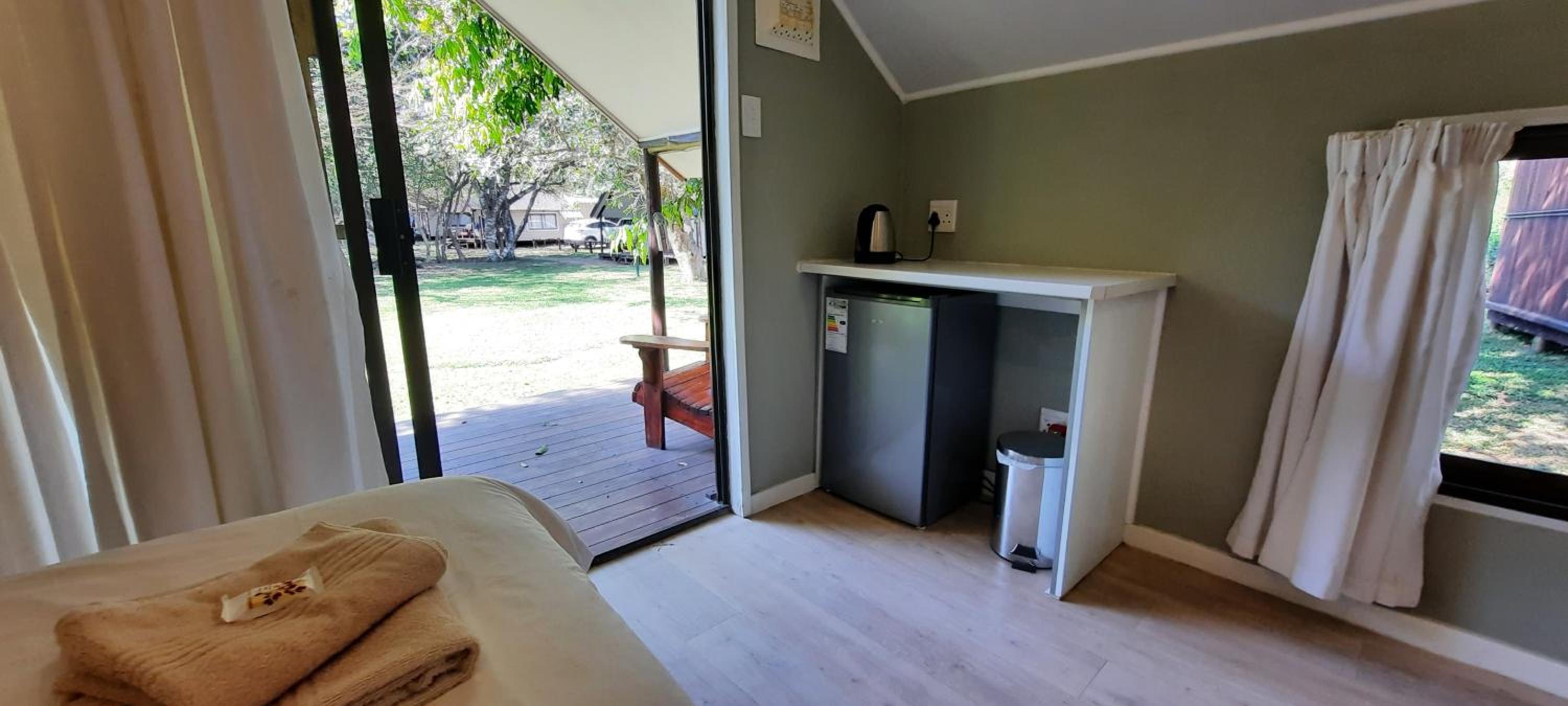 Twin Room - Photo 1