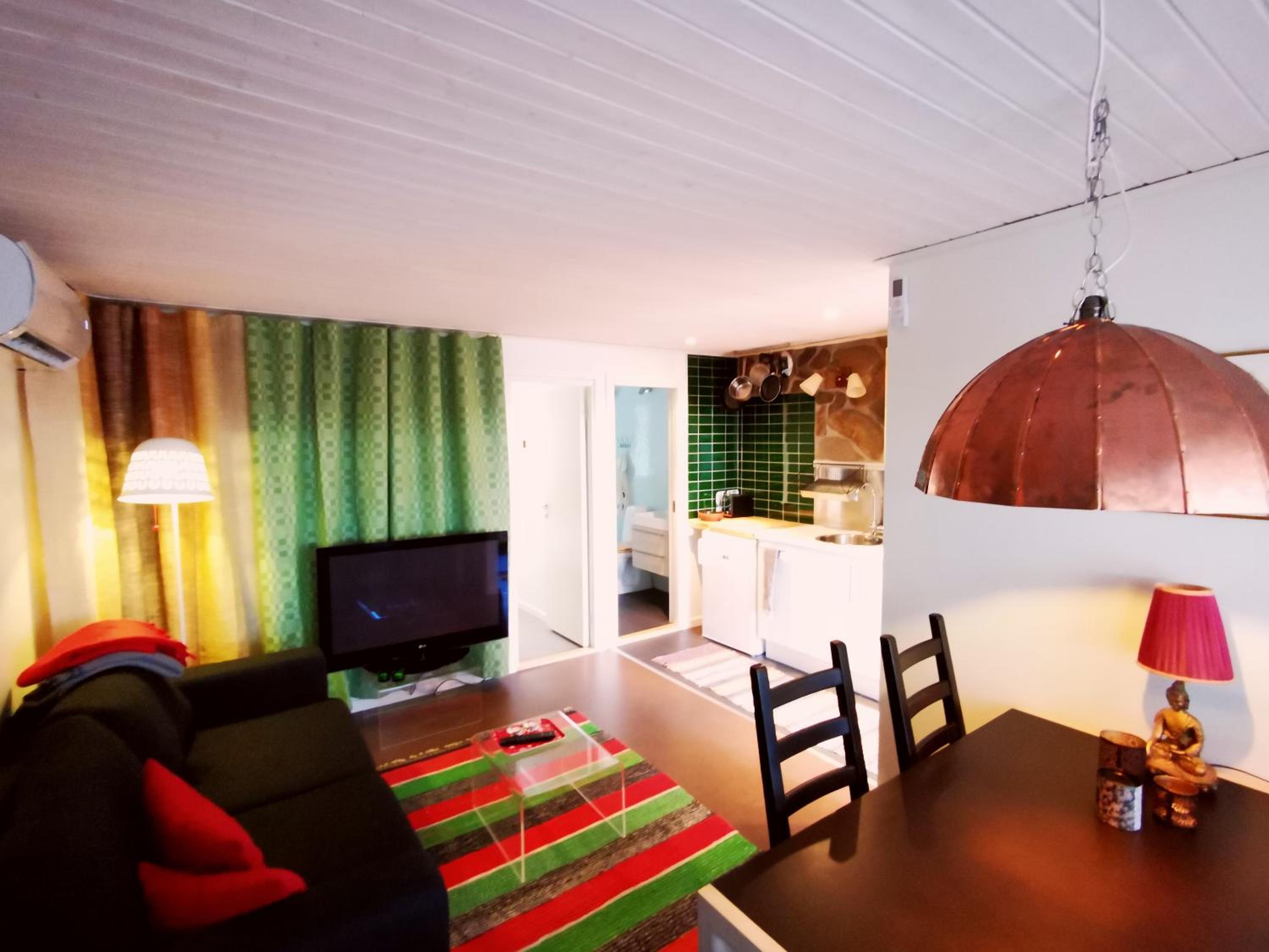 One-Bedroom House photo 1