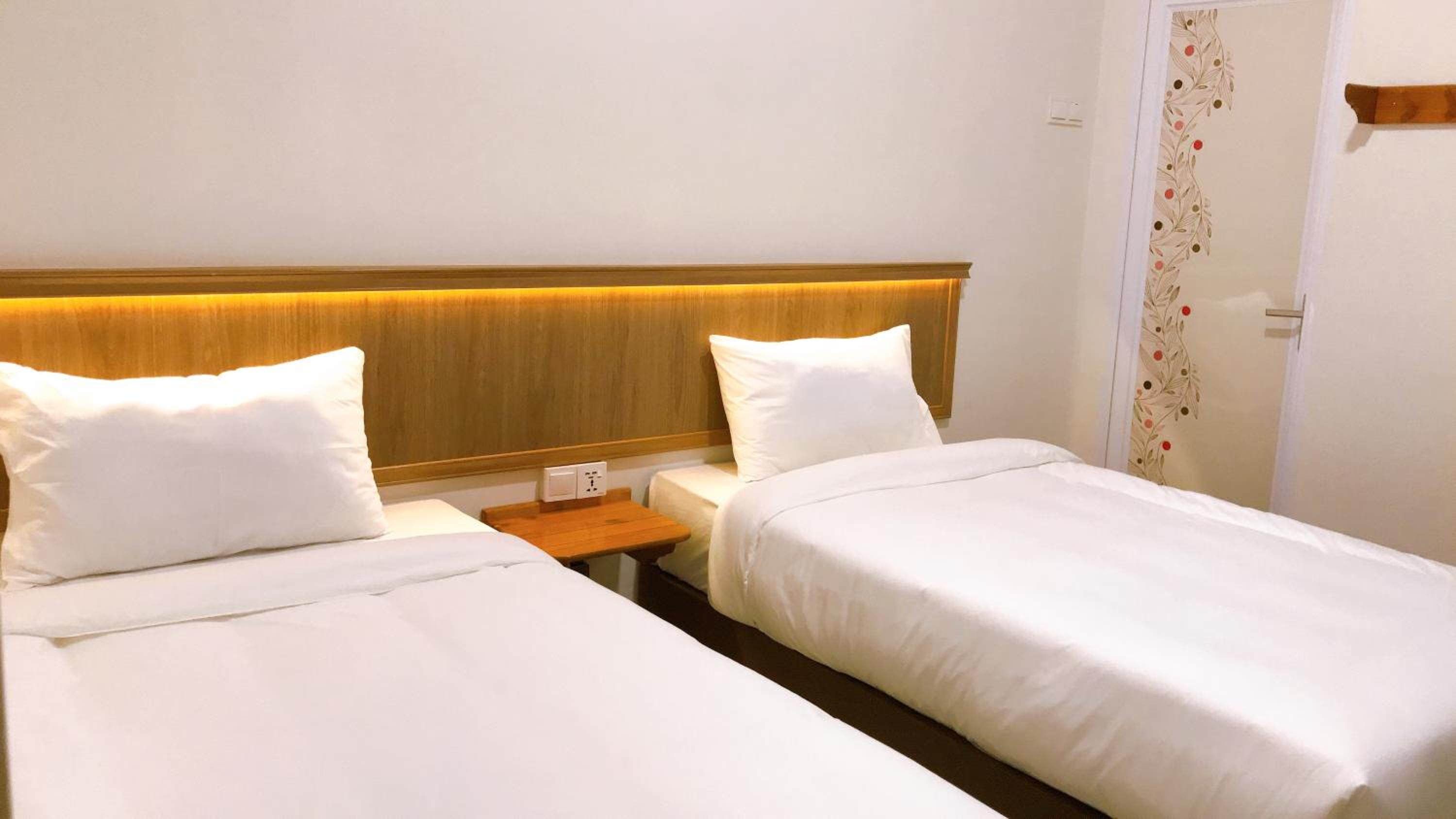 Budget Twin Room
