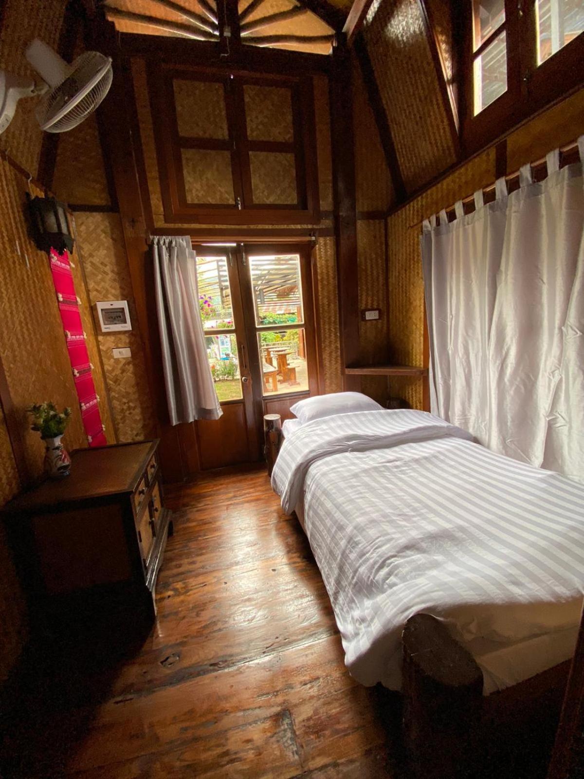 Single Room with Garden View photo 2