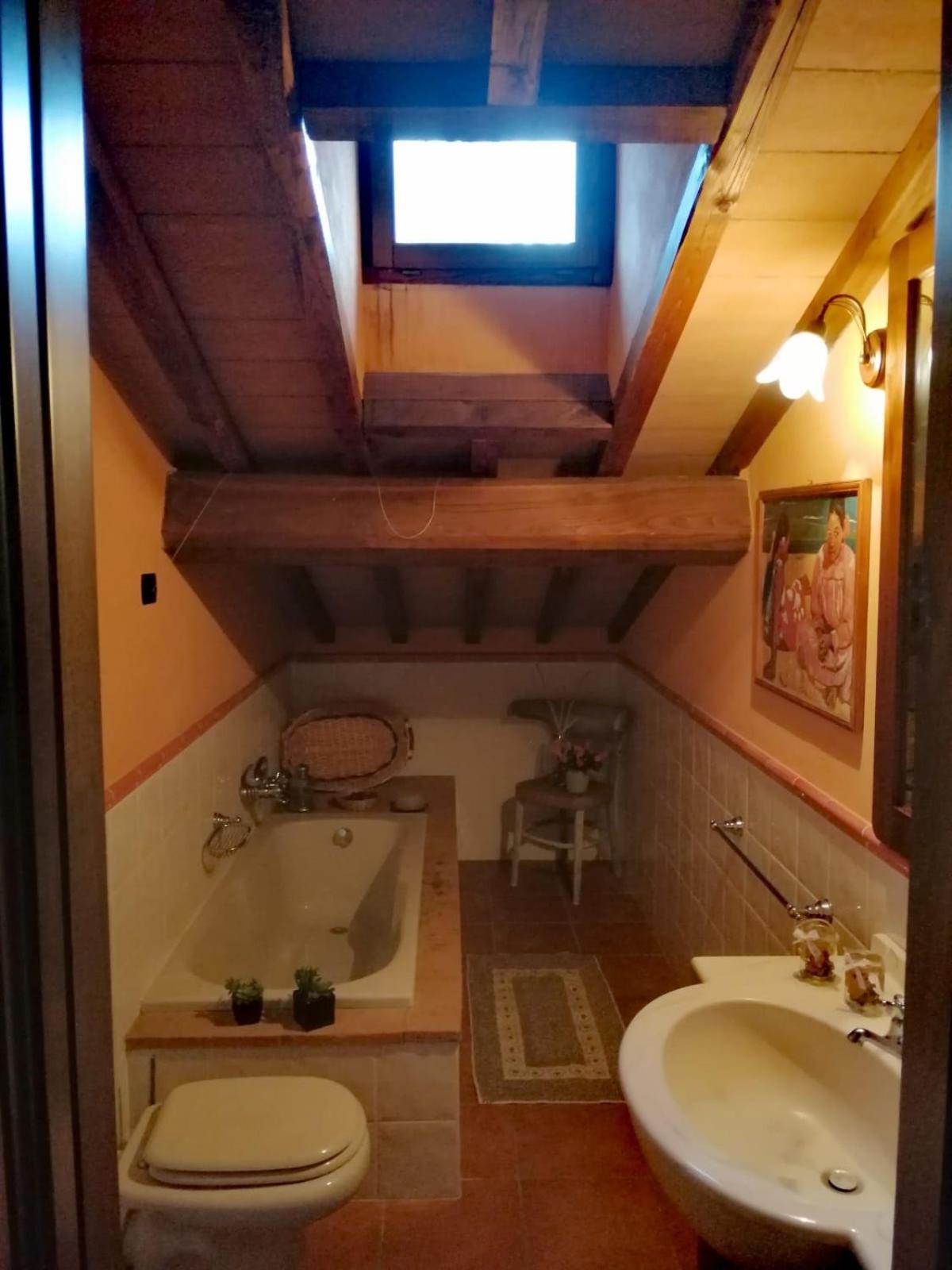 Three-Bedroom House - Photo 14