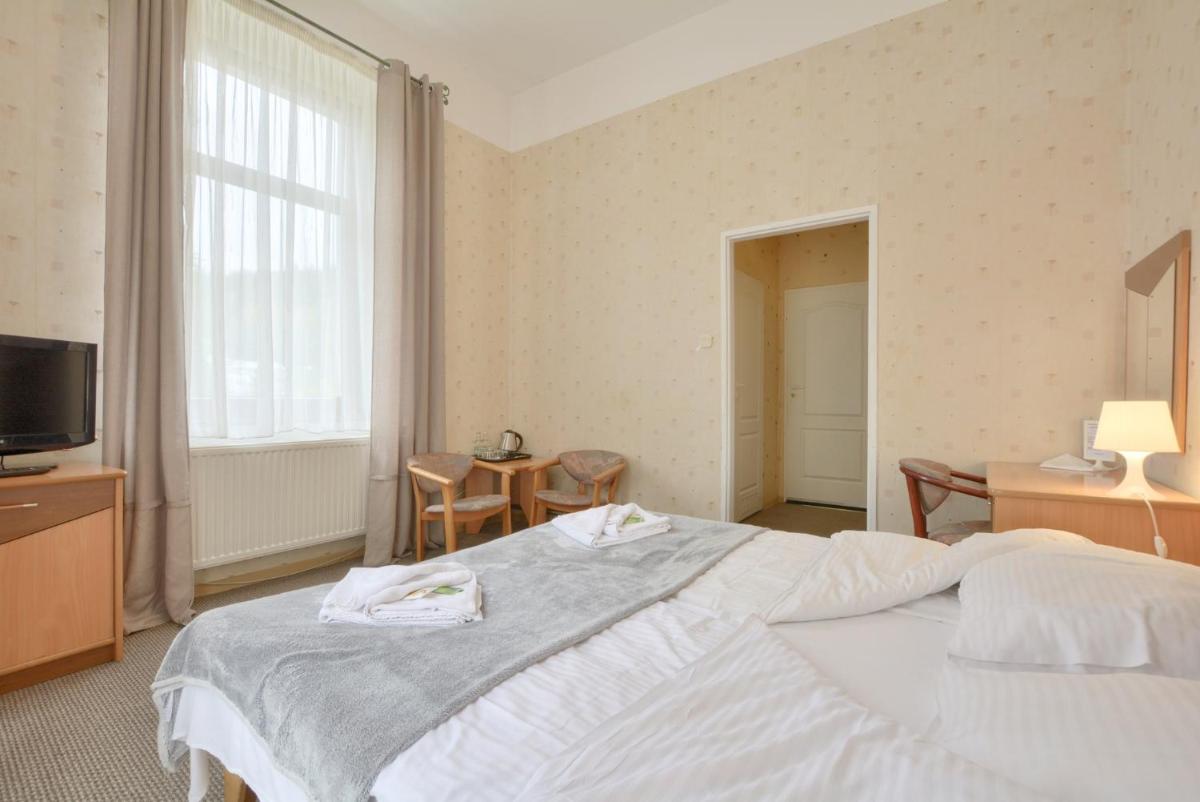 Double Room photo 2