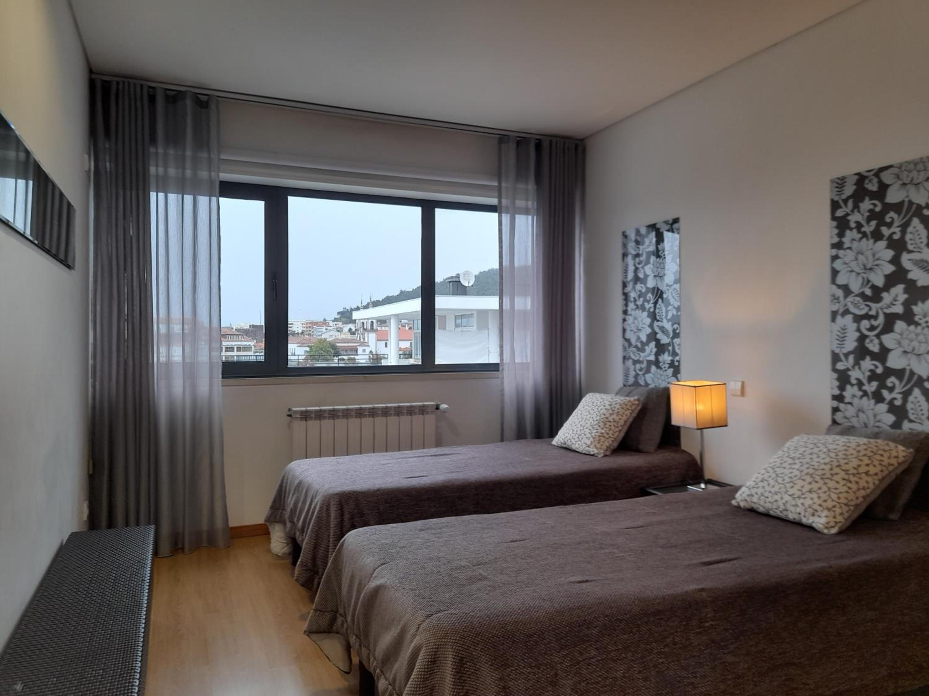 Double or Twin Room with View - Photo 6