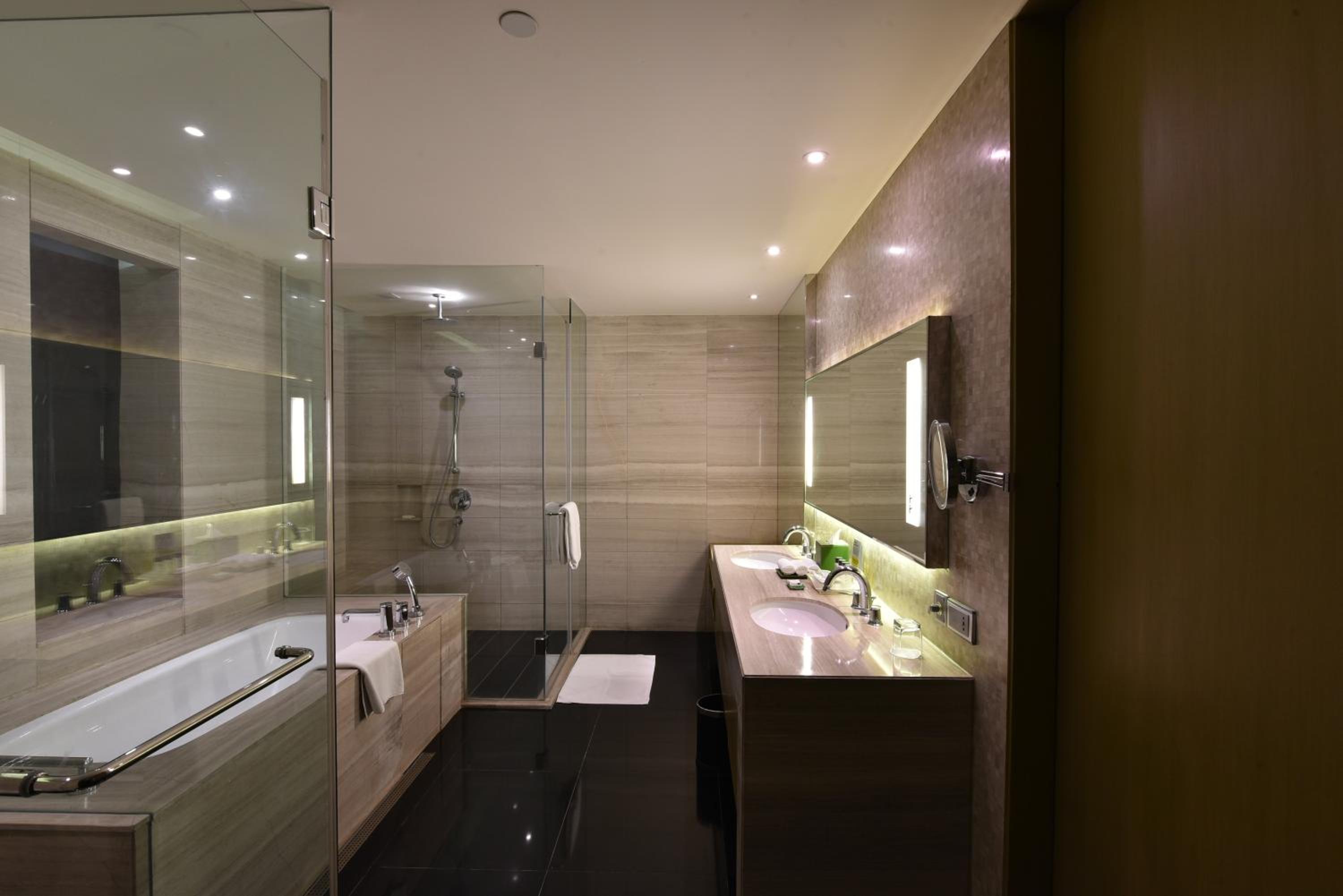 One Bedroom suite with additional living area- Non Smoking