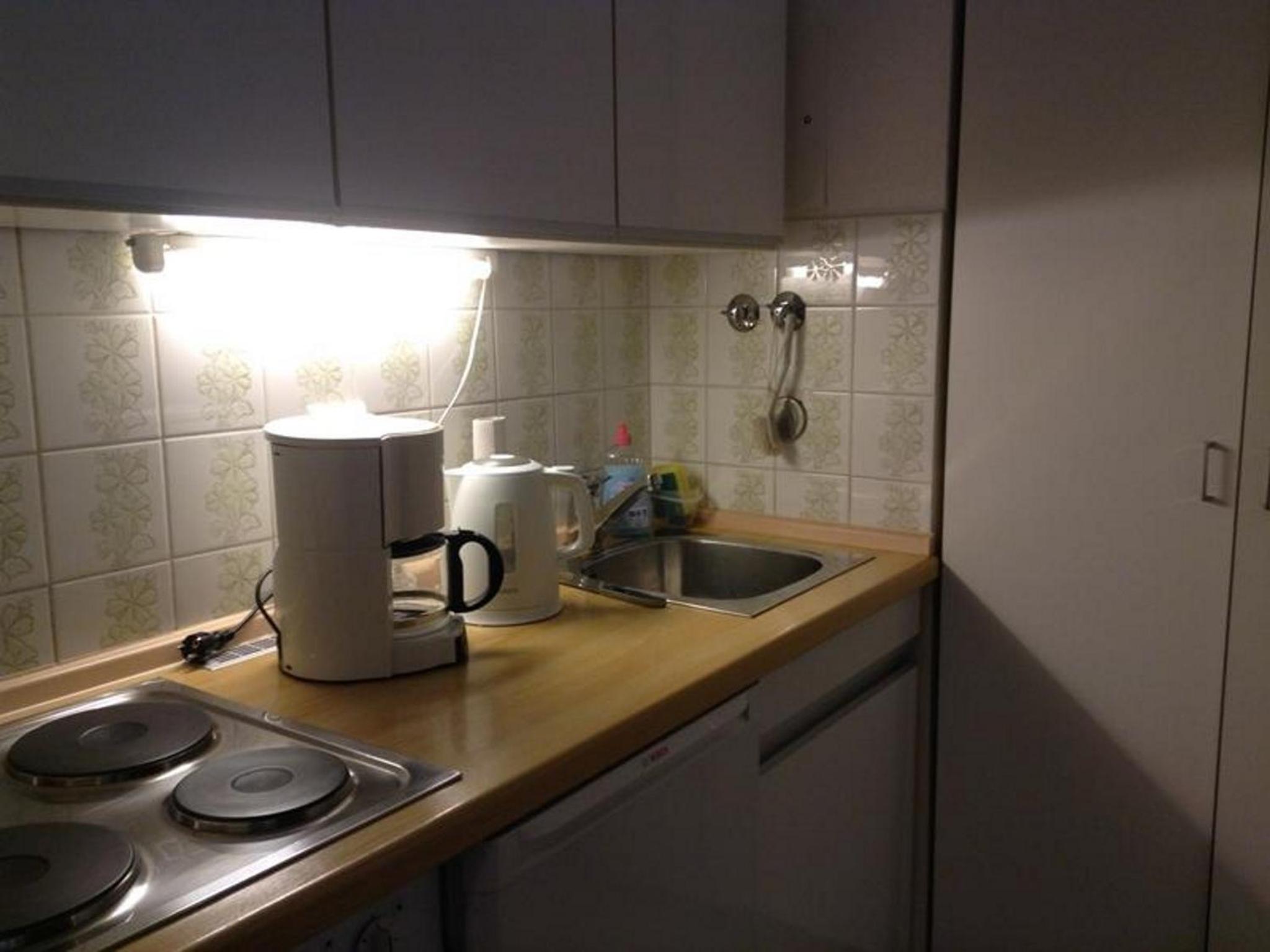 Apartment with Balcony photo 3