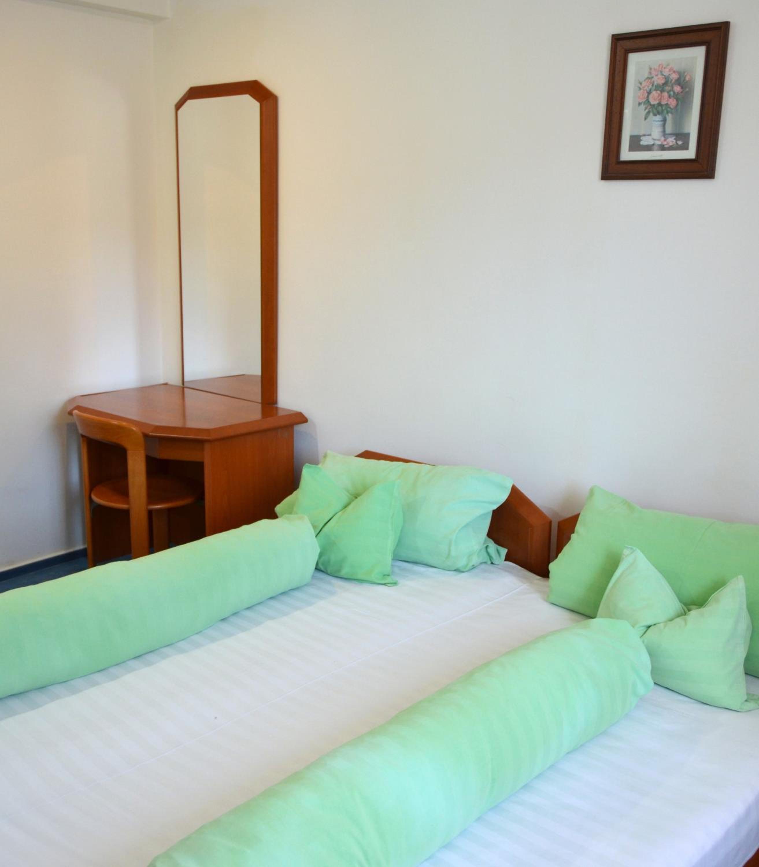 Double Room - Photo 1